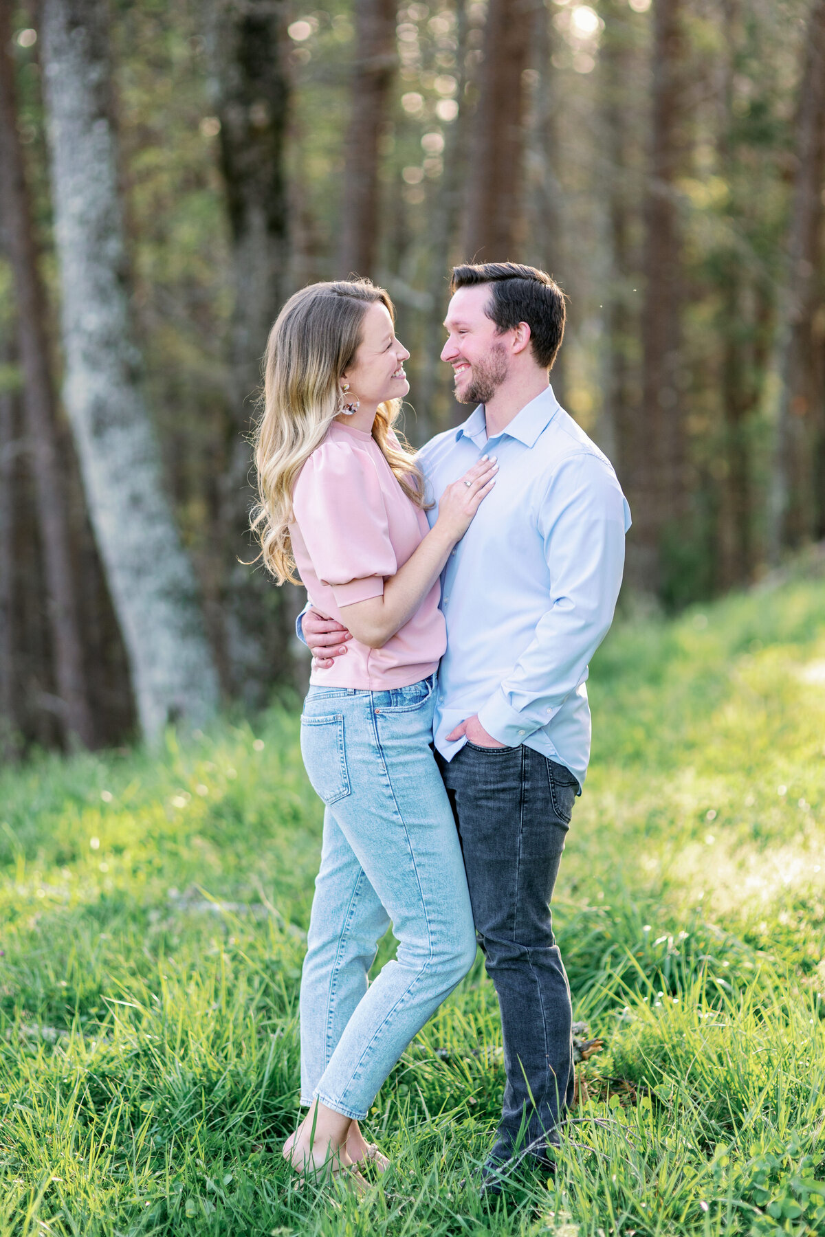 Alyssa and Craig Moutain Engagement - FootHills Parkway - East Tennessee Wedding Photographer - Alaina René Photogrphy-42