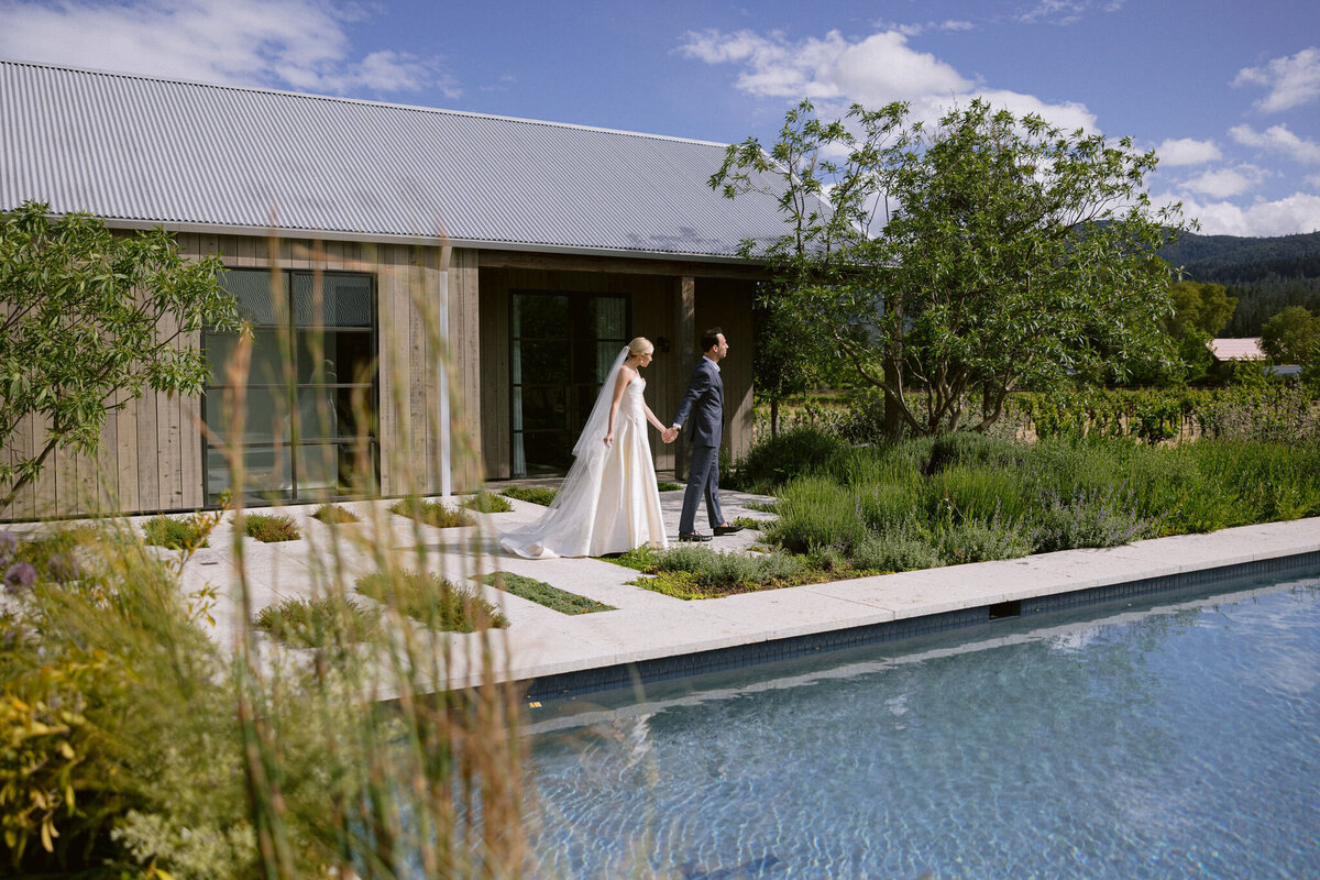 larissa-cleveland-photographer-napa-california-wine-country-wedding-private-estate-015