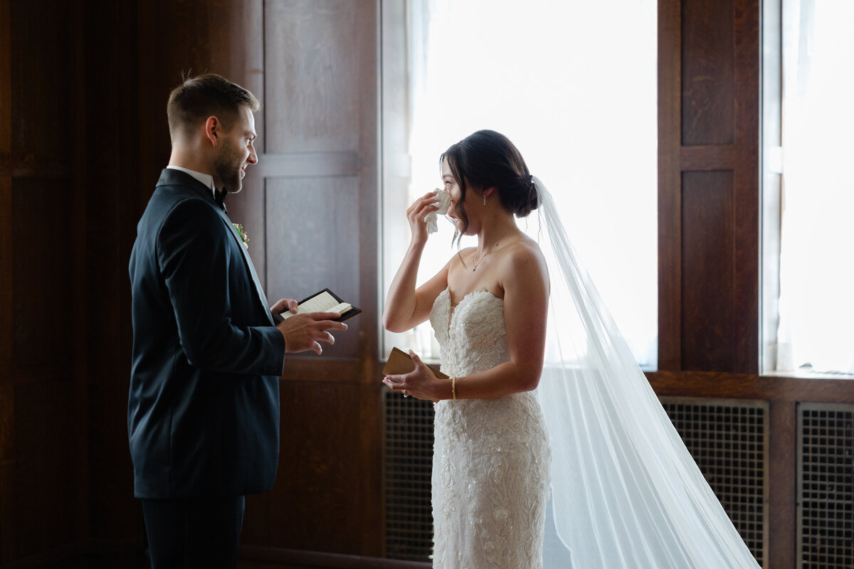 luxury hotel kansas city wedding -21