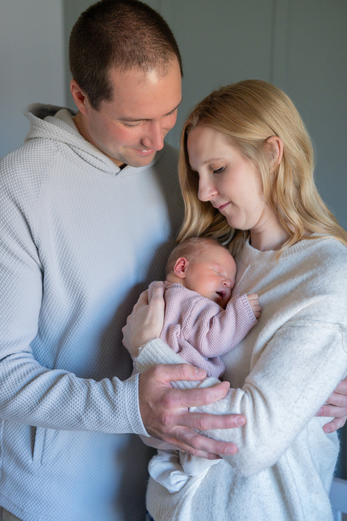 Malenke Family and Newborn Gallery 2025 November-44