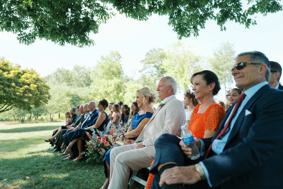 farm-at-eagles-ridge-lancaster-wedding-089