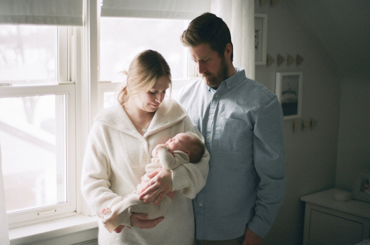 newborn_film_photography_waterloo67