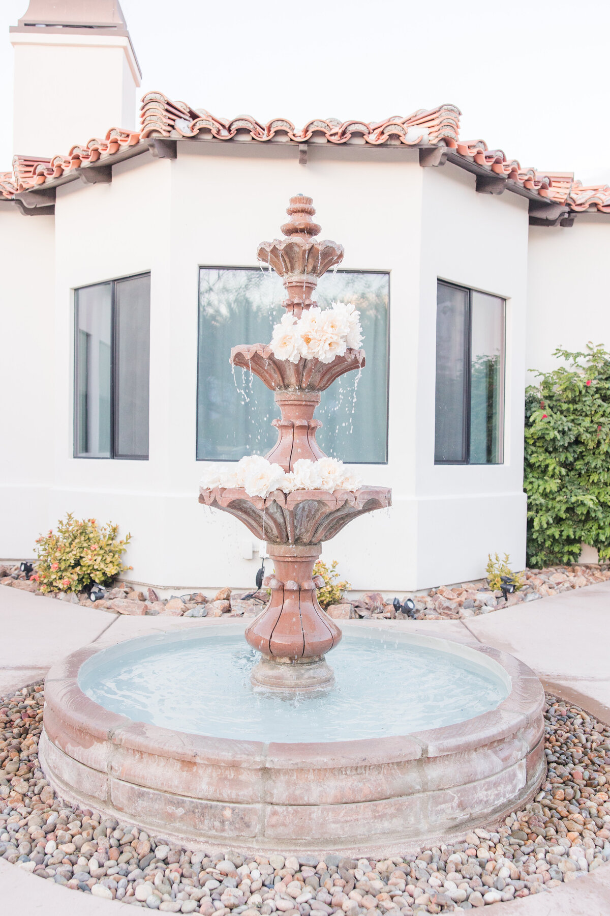 The Estate at Via Las Palmas Palm Springs Light and airy spring wedding southern california wedding venue luxury photography-307