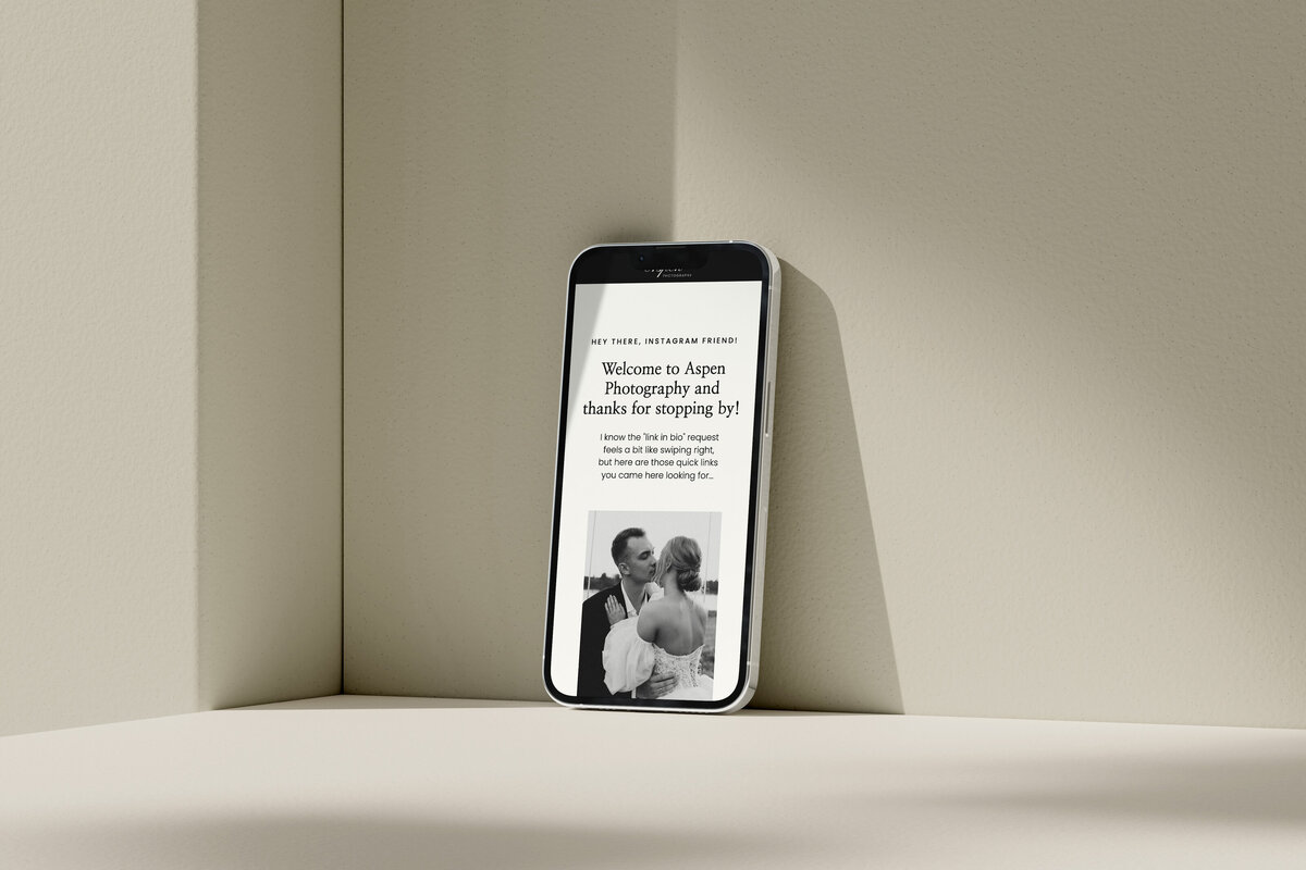 Free Showit Template iPhone Mockup