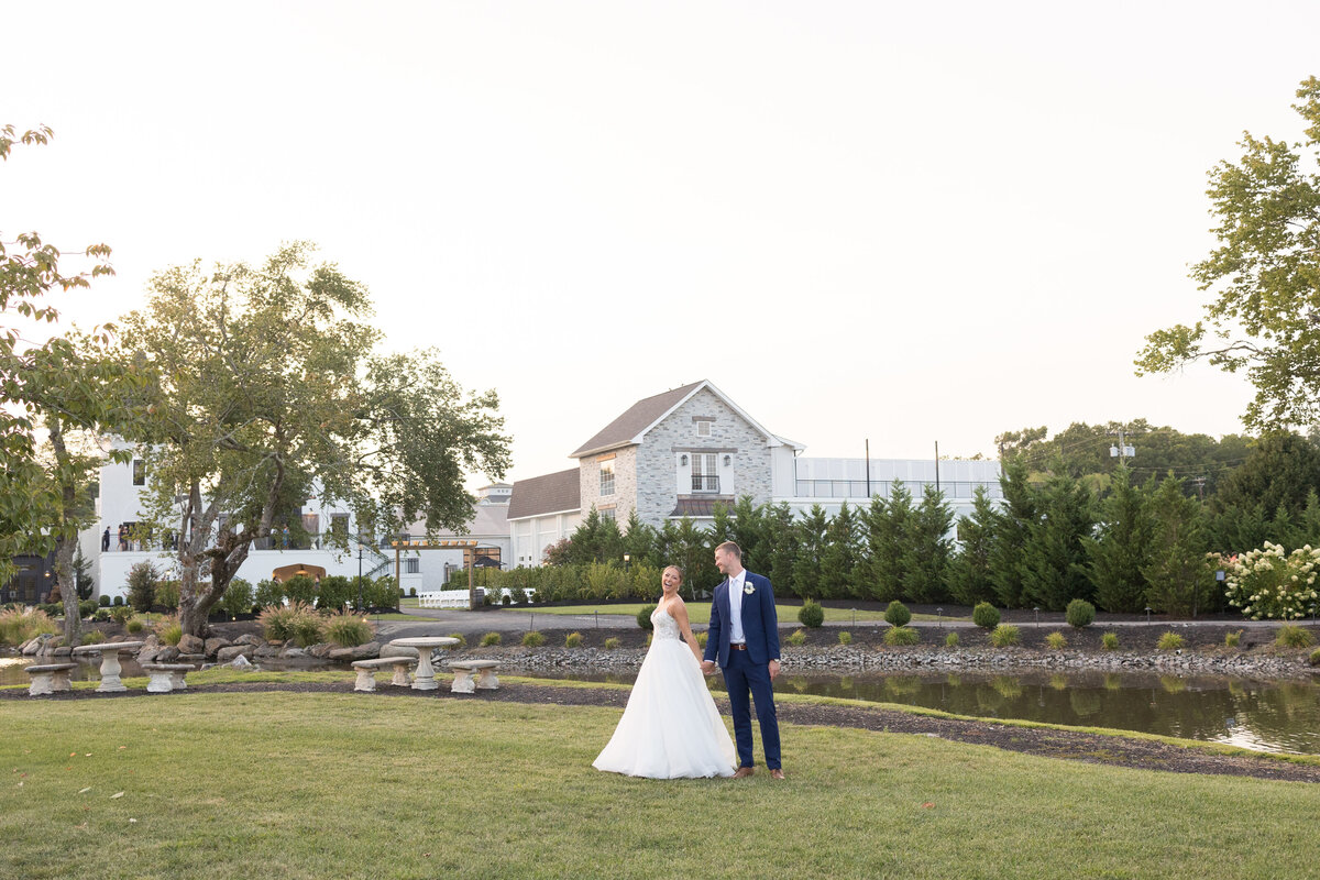 SouthJerseyWeddingPhotographer_RenaultWInery_59