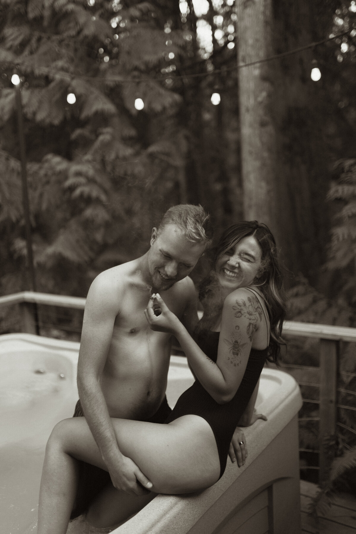 casualcouplesinhomesessionkansascityphotographer-90