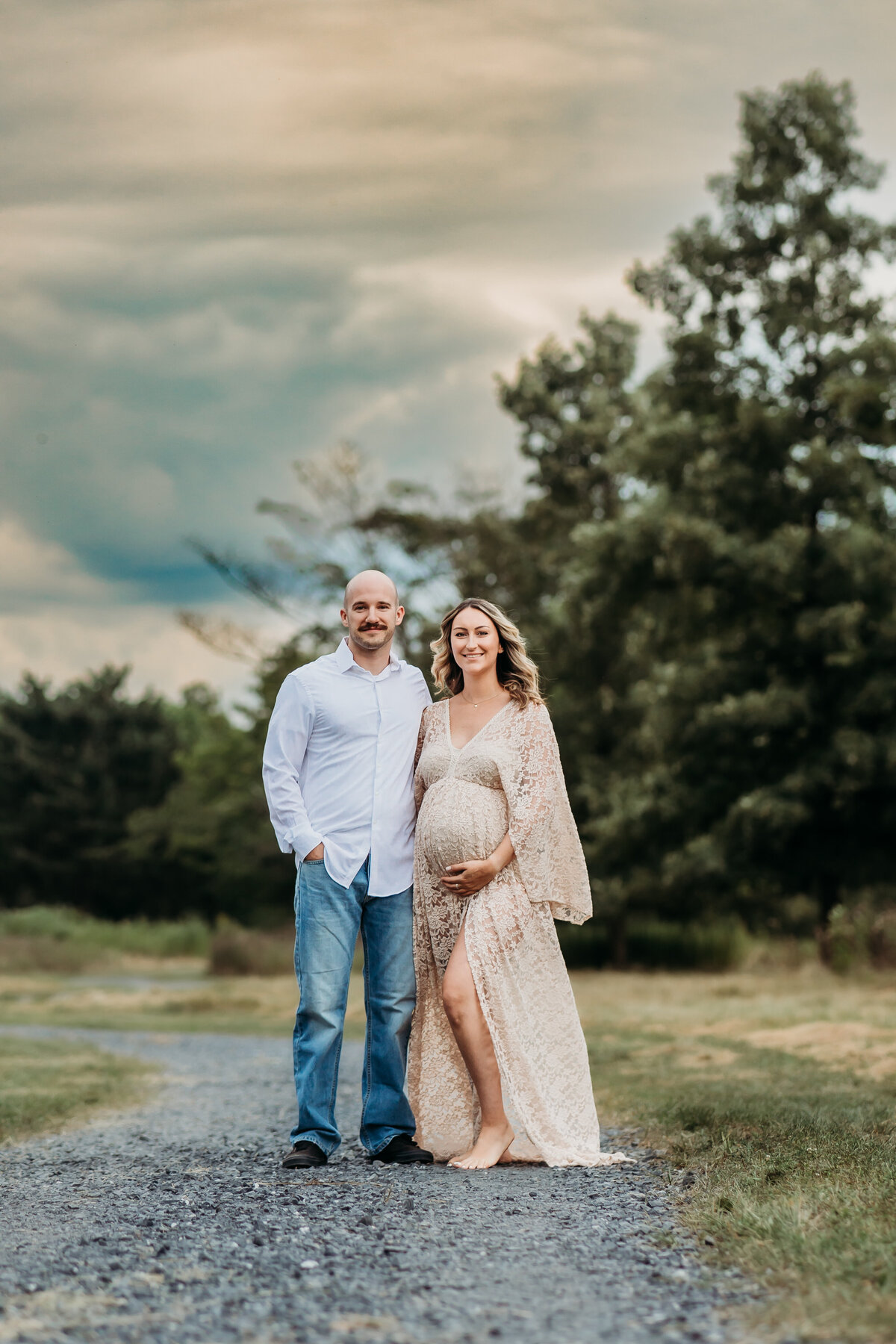 pregnant couple at sunset by mechanicsburg pa maternity photographer