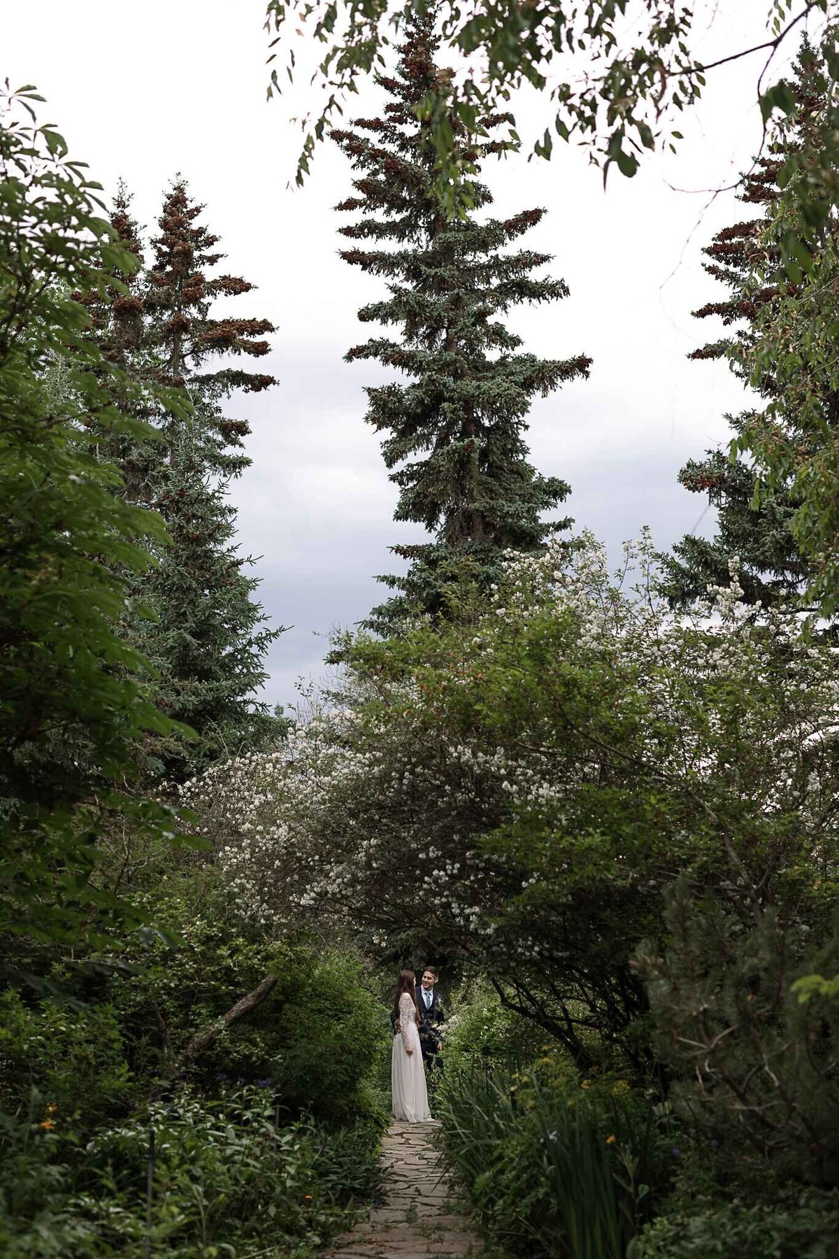 calgary-catholic-wedding-photographer-ivaniaberubephoto-3