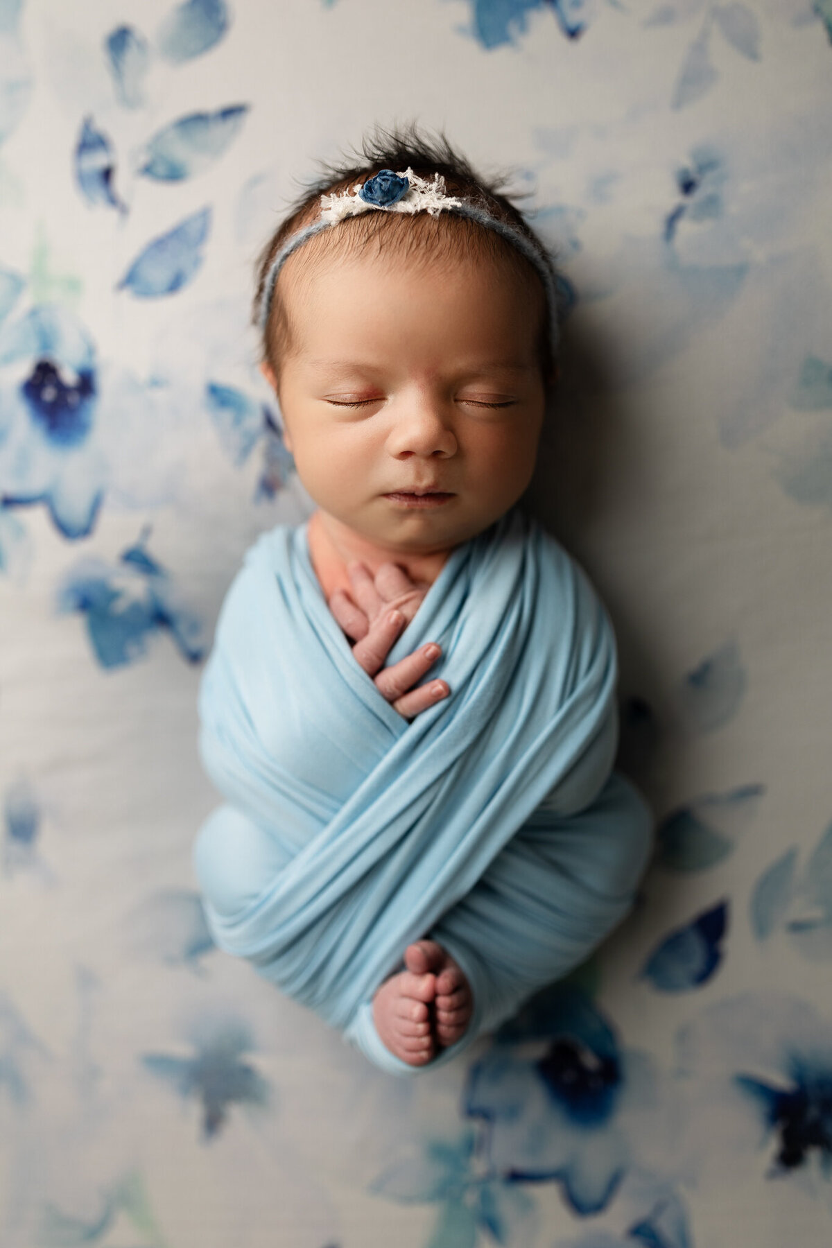 NW Arkansas newborn photographer, newborn photography near me, newborn portraits in NW Arkansas