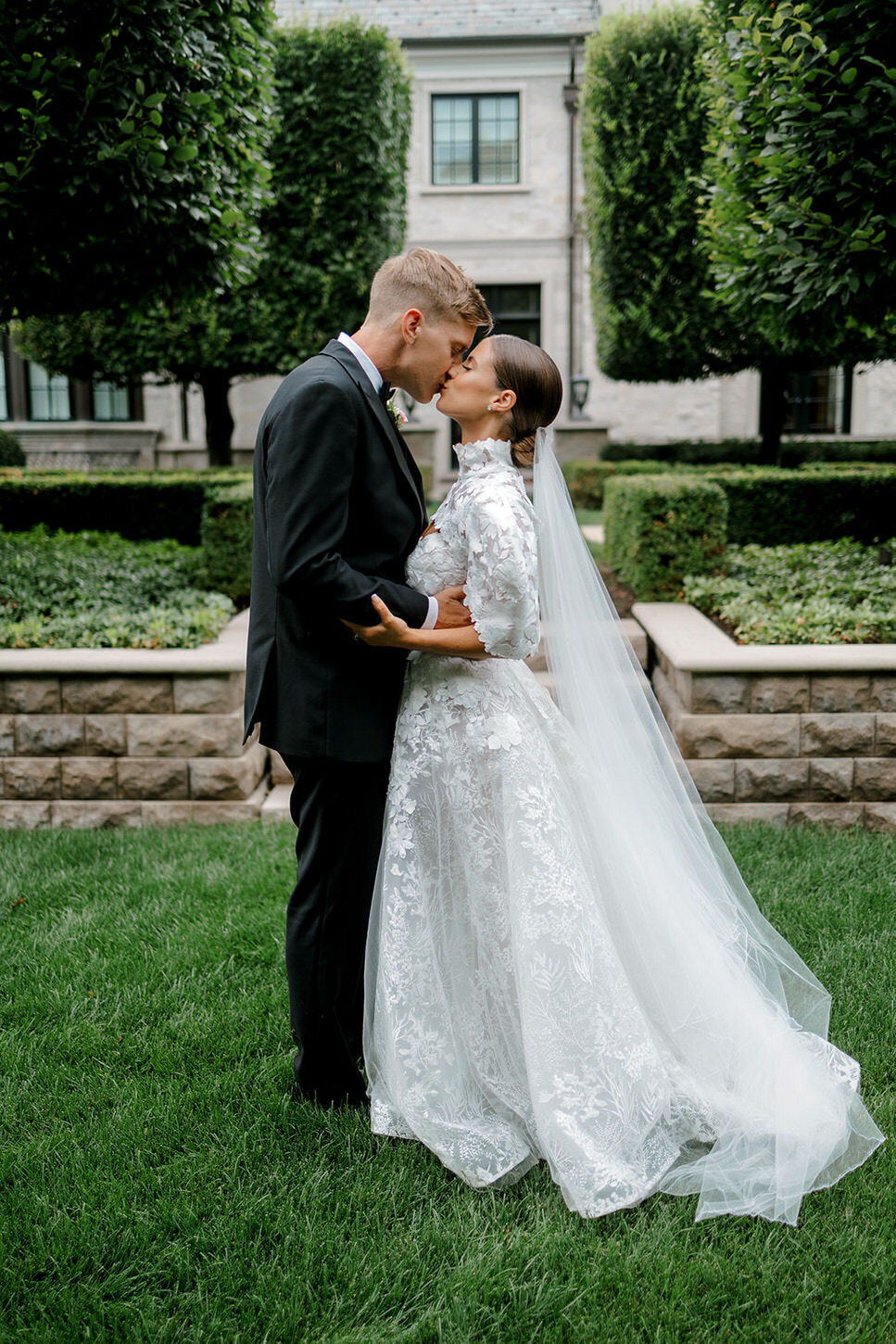 Chicago-Wedding-Photographer-Lindsay-Elaine-Photography-546