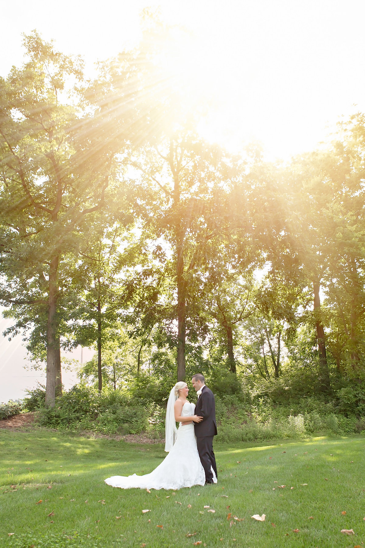 Weddings - Holly Dawn Photography - Wedding Photography - Family Photography - St. Charles - St. Louis - Missouri -110
