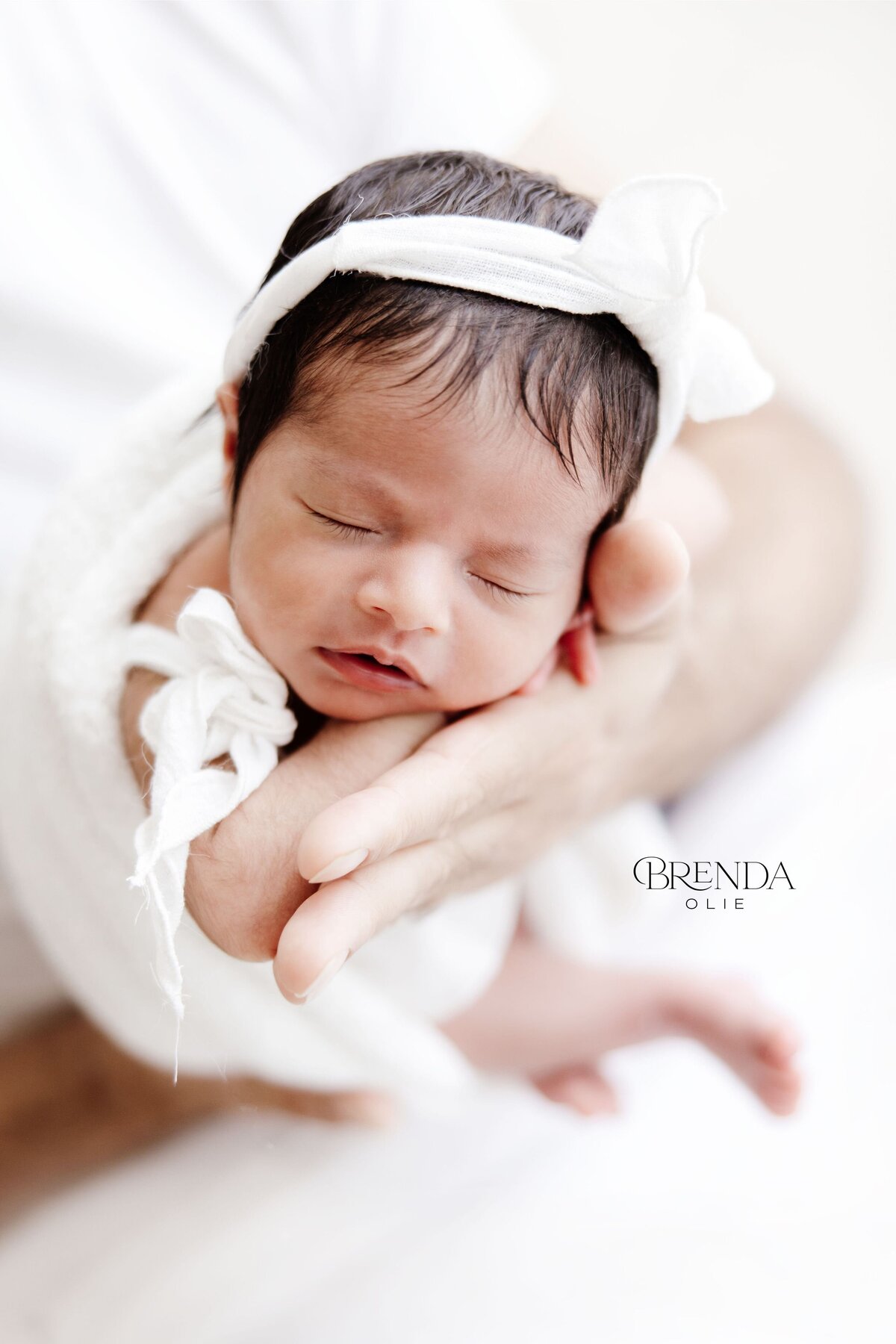 00031brenda-olie-natural-newborn_2500px