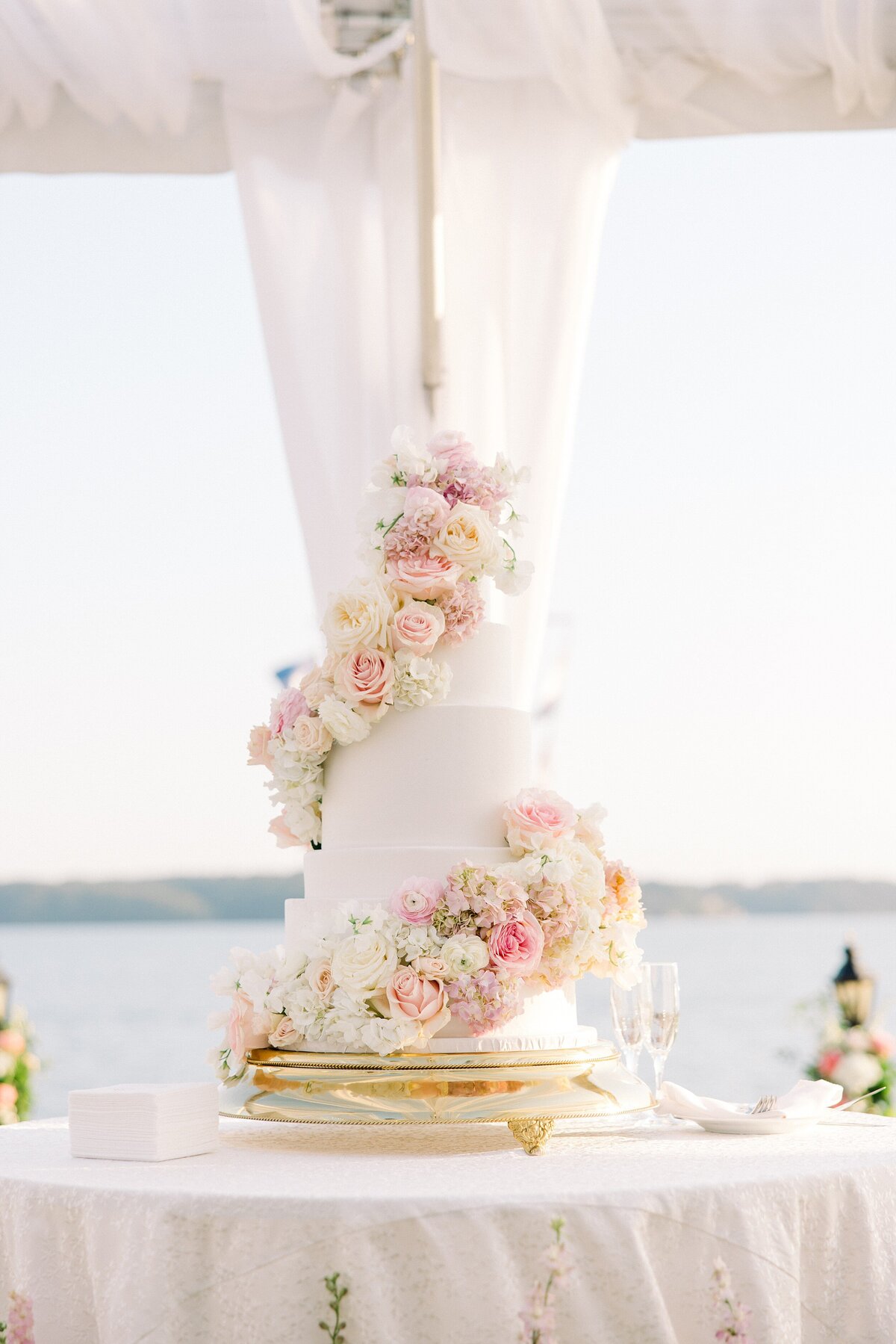 Turtle-Point-Yacht-and-Country-Club-Wedding-17