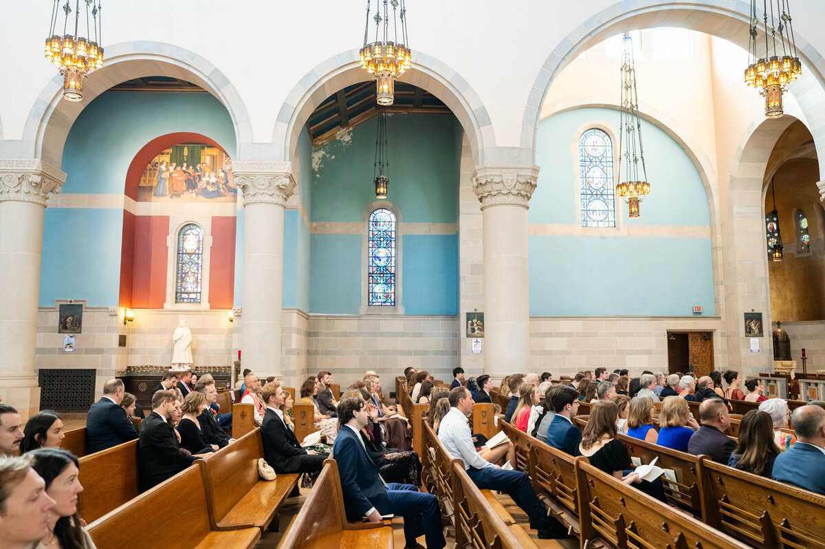 elizabeth-andrew-st-thomas-more-catholic-wedding-photo-15