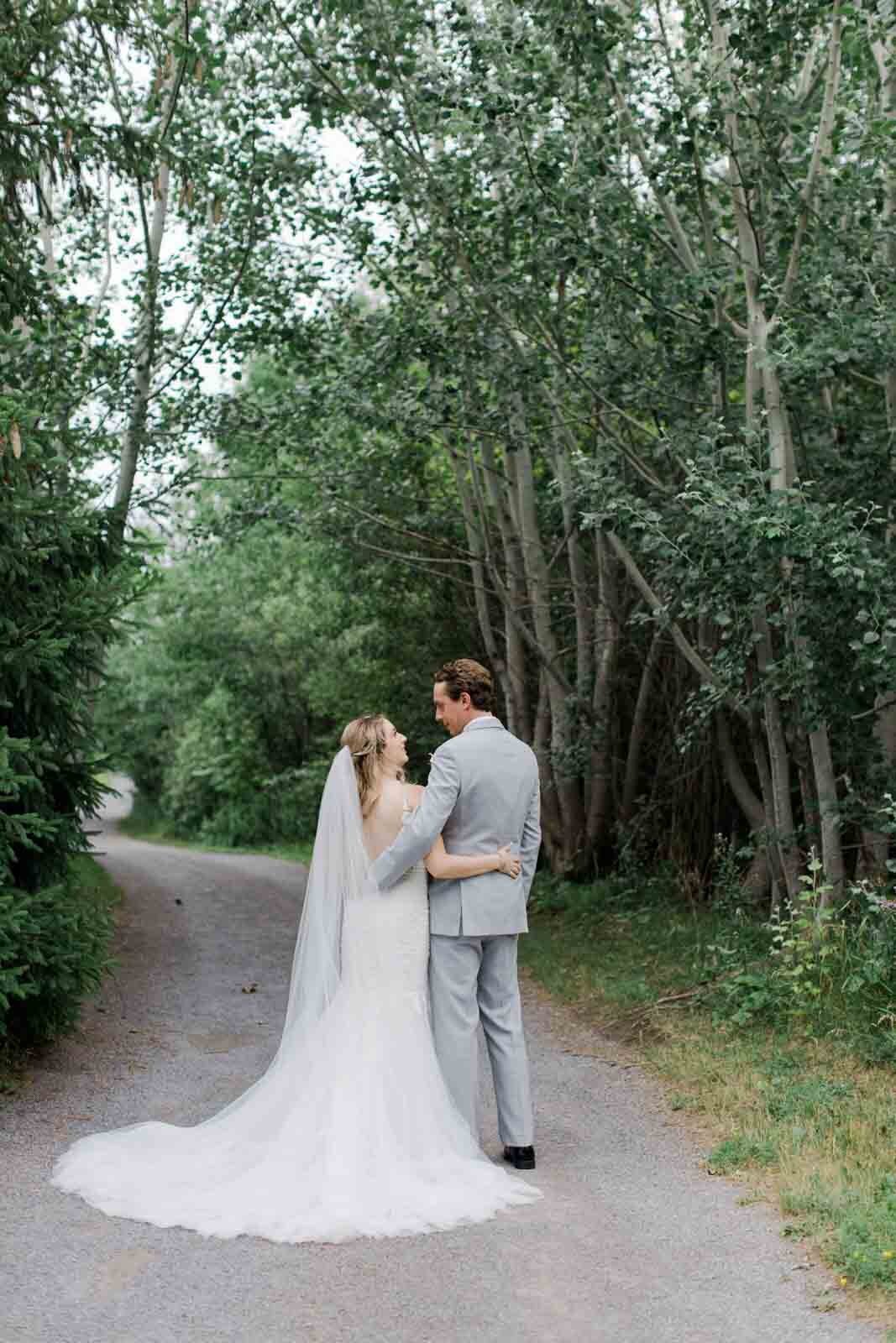 romantic-wedding-carleton-place-stonefields-estate-grey-loft-studio-ottawa-photographer-213