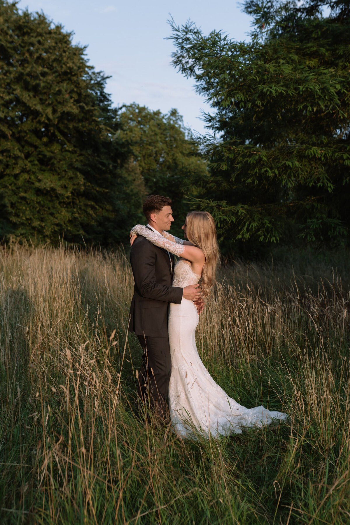 sunset-wedding-photos