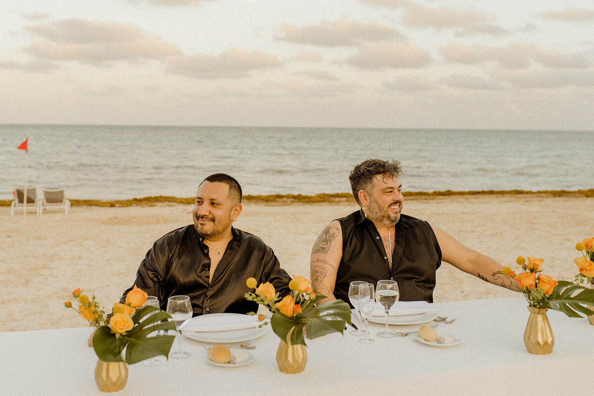 f-mexico-cancun-dreams-natura-resort-queer-lgbtq-wedding-details-cocktail-reception-by-the-beach-58