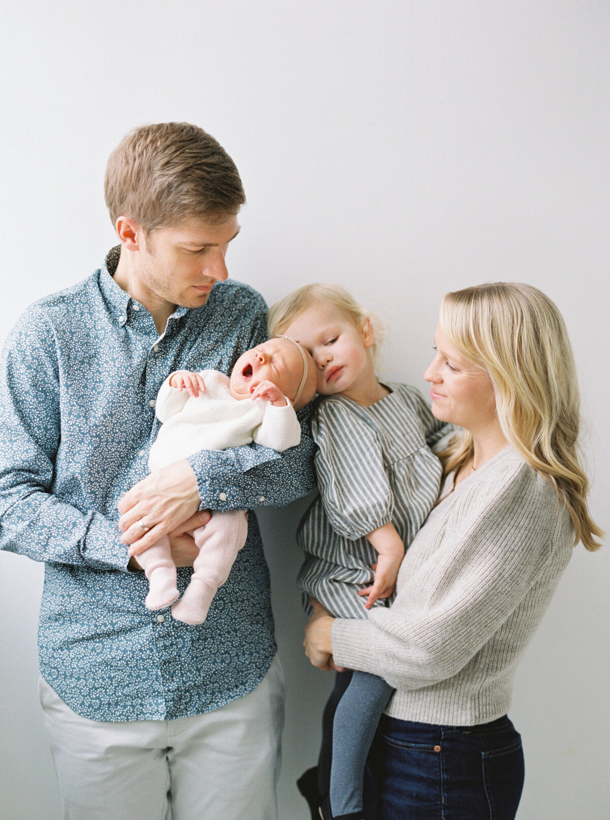 seattle-studio-newborn-photographer