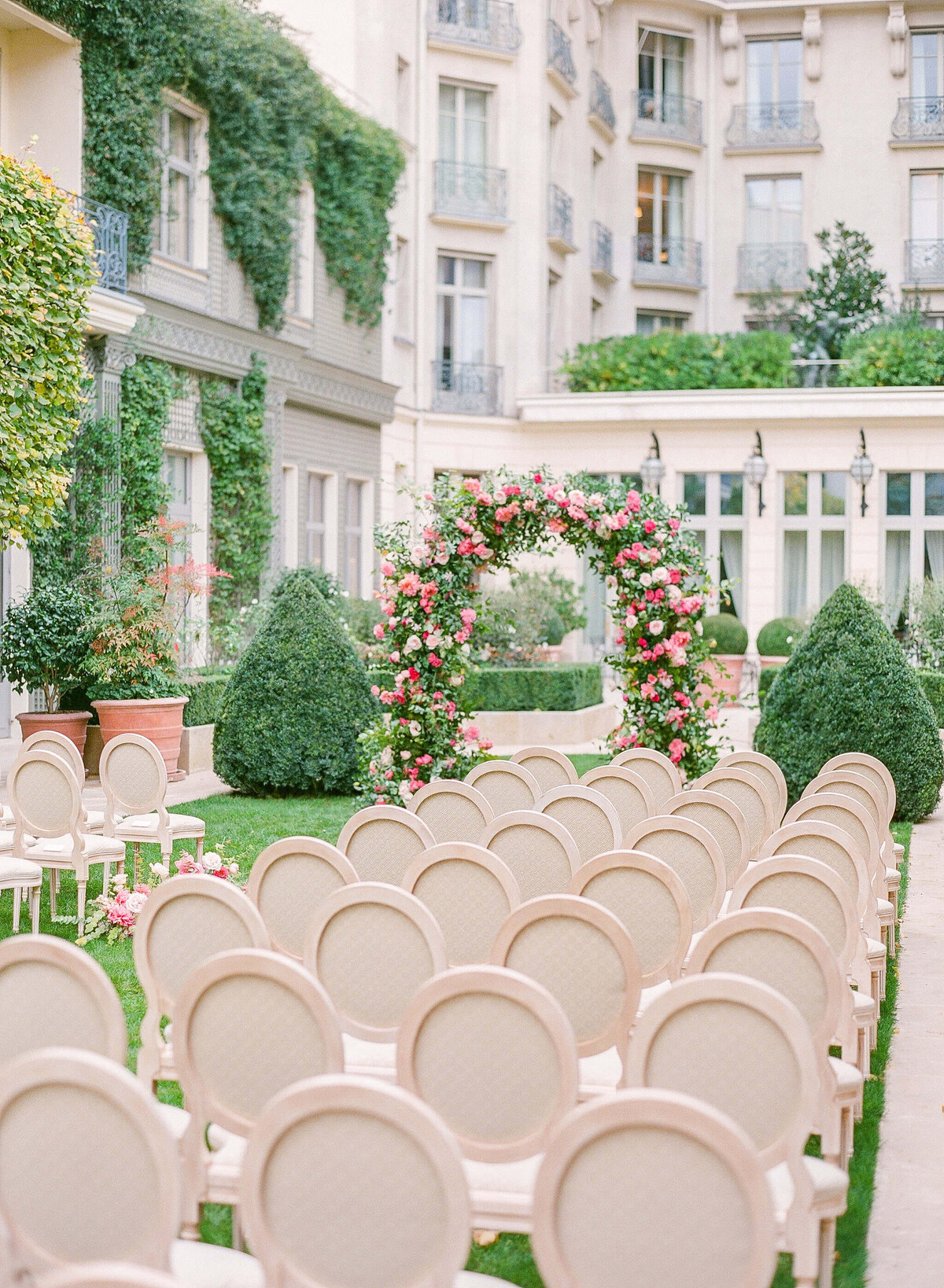 Ritz-Paris-Wedding-florist-Floraison12