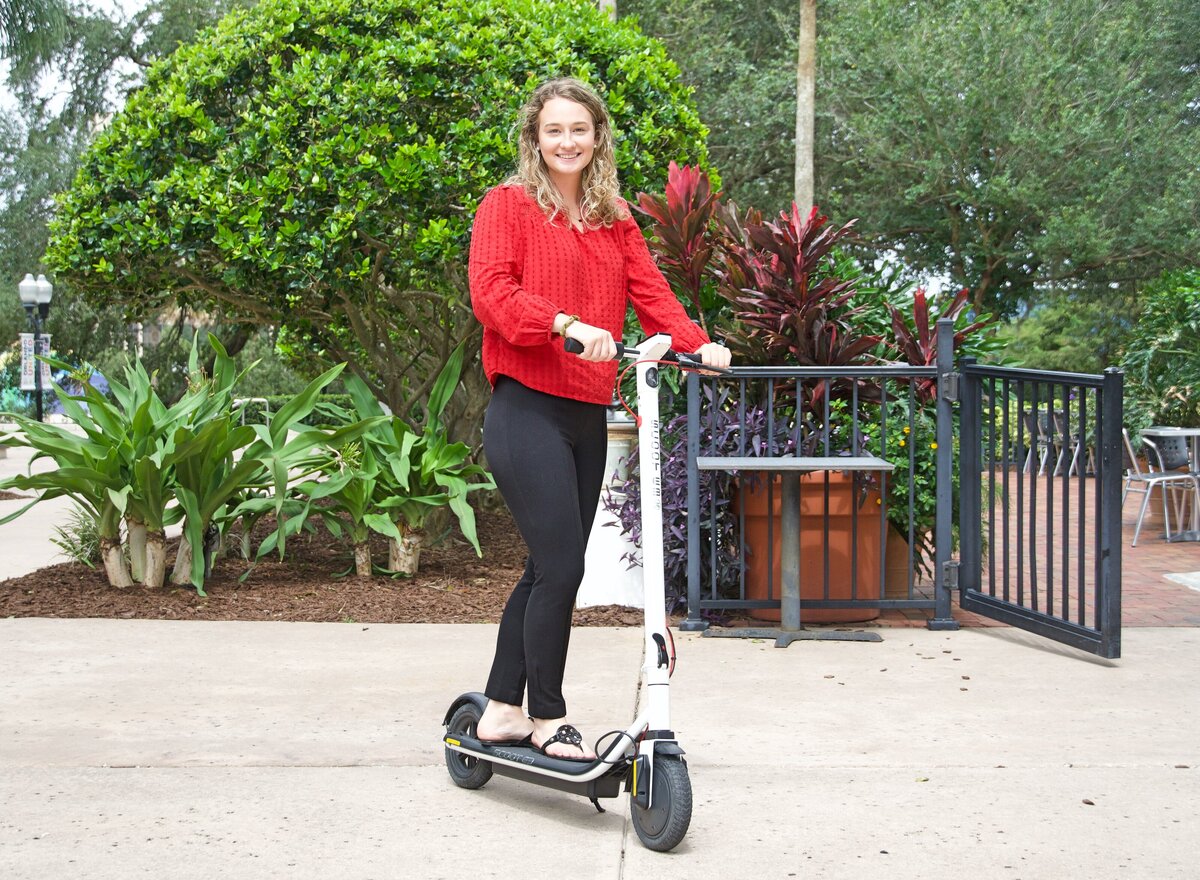 Student on Scoot E-3