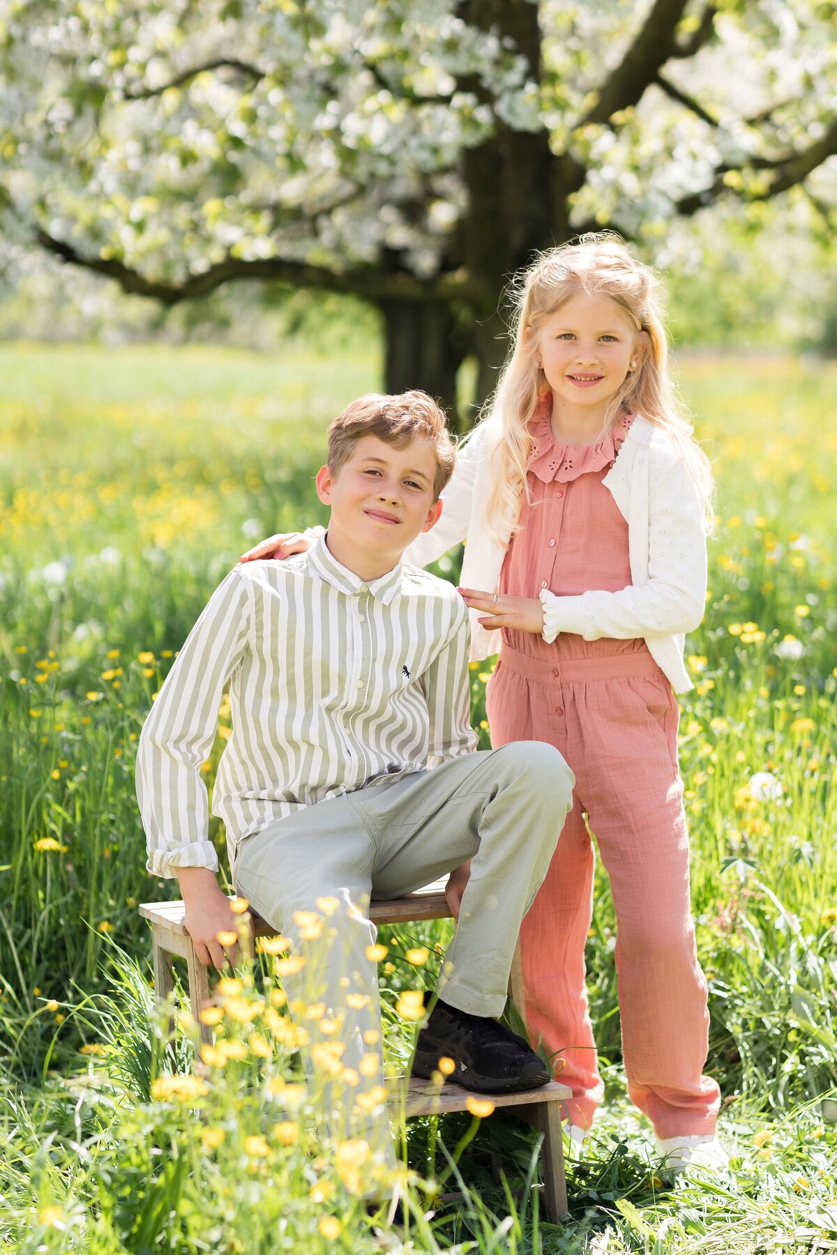 Familienshooting-Familienfotos-Aargau-Zuerich-Frühling-Fricktal-Kirschblüte-35
