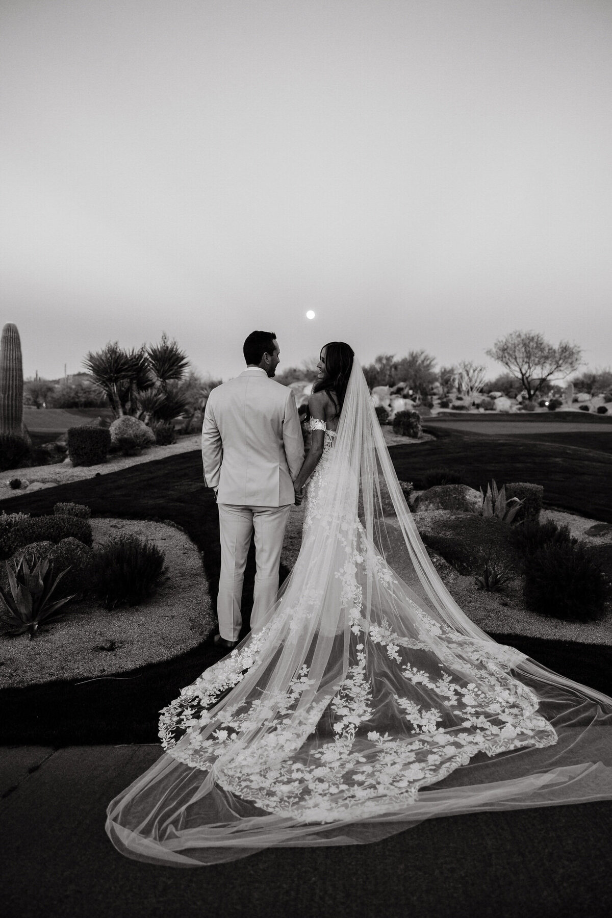 Troon-North-Country-Club-Boho-Inspired-Scottsdale-Arizona-Wedding-32