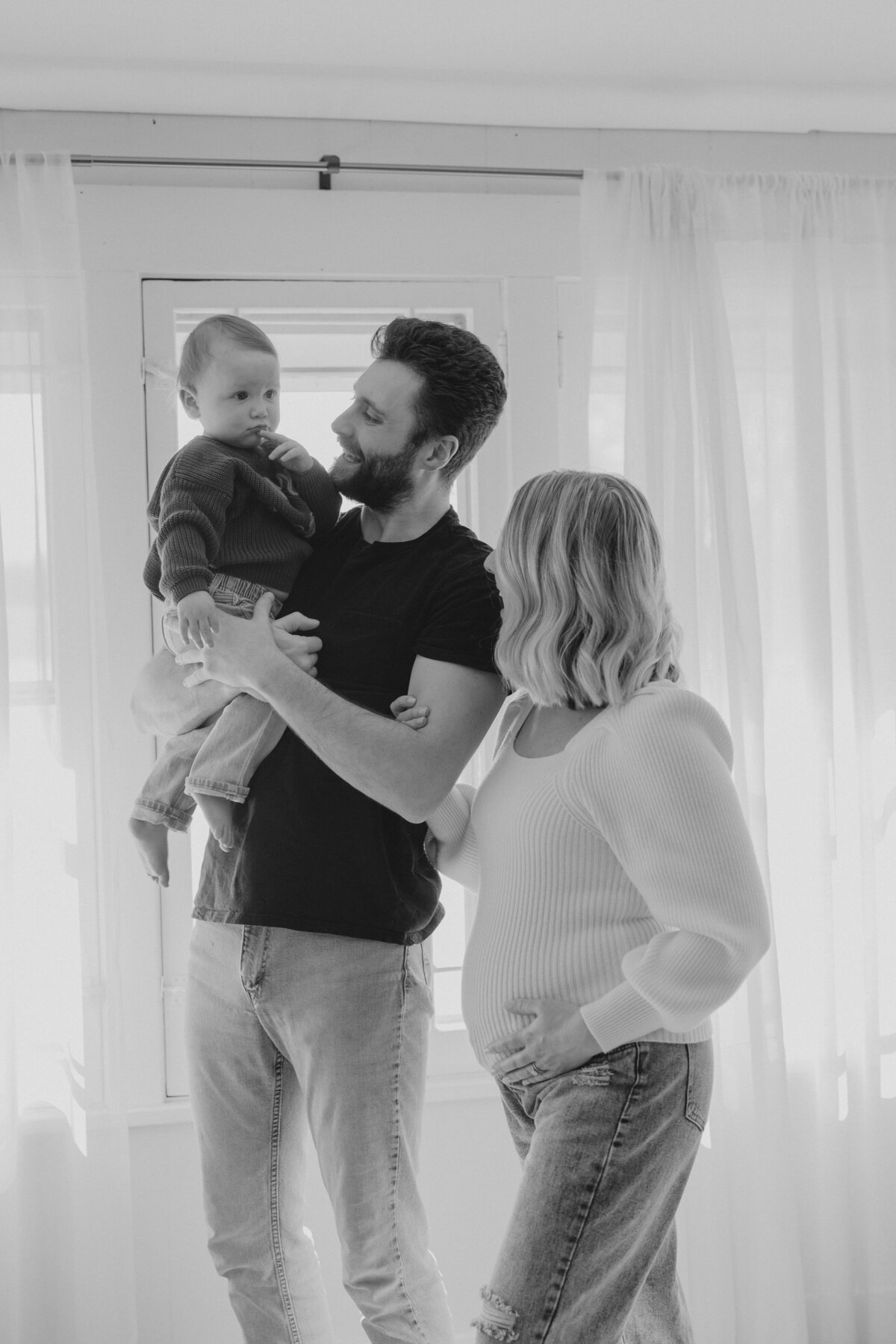 pregnancy-announcement-lifestyle-session-1