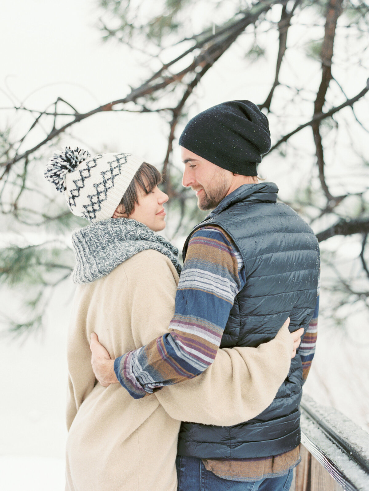 Lake-Tahoe-Winter-wedding-engagement-photo005