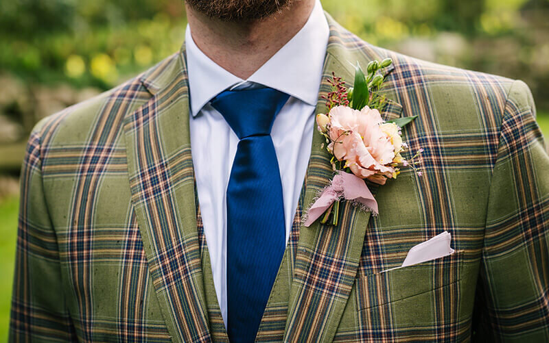 Grooms button hole 296