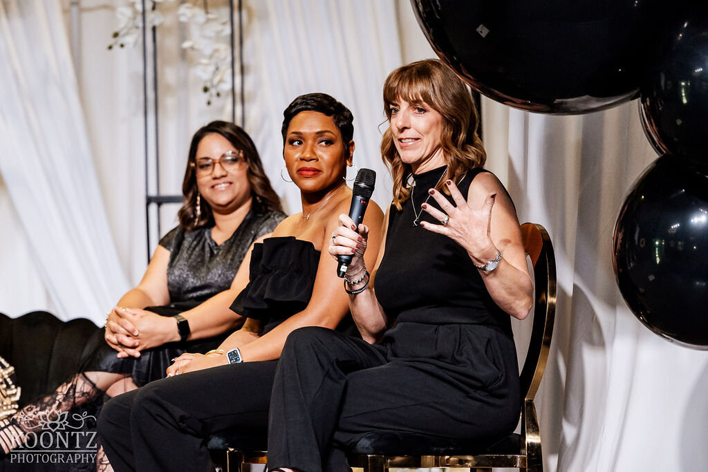 2024NoirNightConference-PanelDiscussion-KoontzPhotography-39
