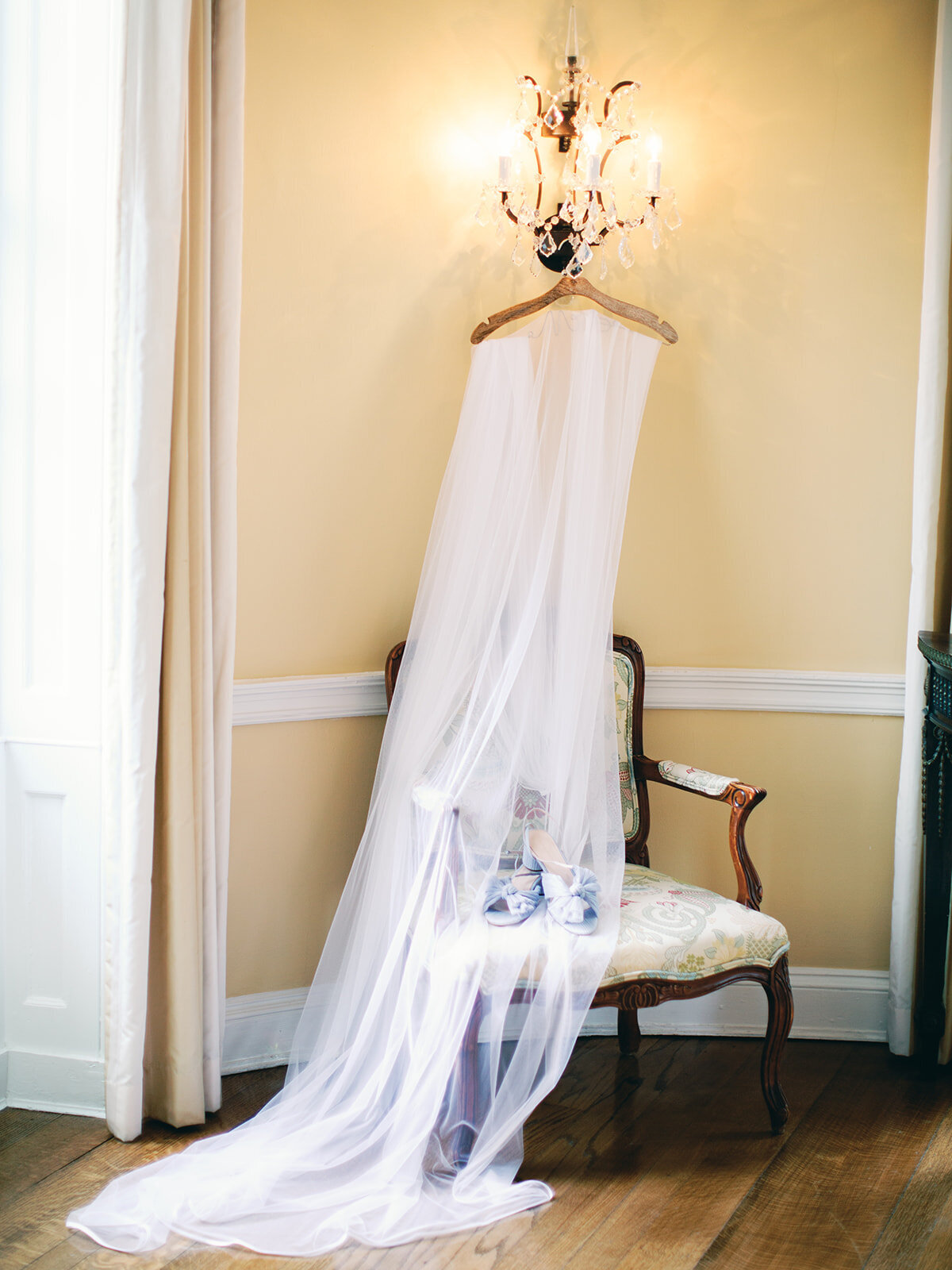 M+G_Belmont Manor_Morning_Luxury_Wedding_Photo_Clear Sky Images-9