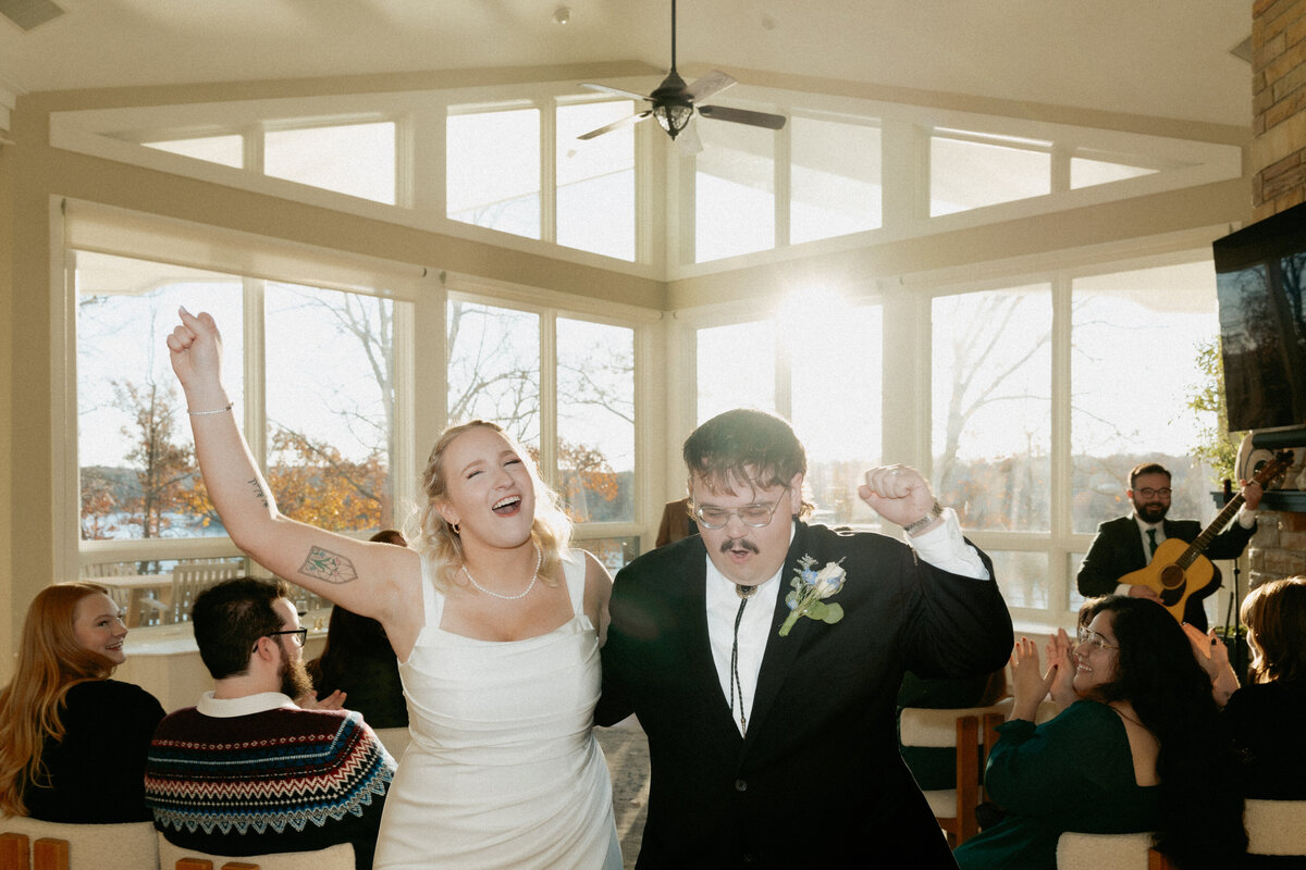 bay-wedding-statesville-NC-elopement-lizarrietaphotography-302