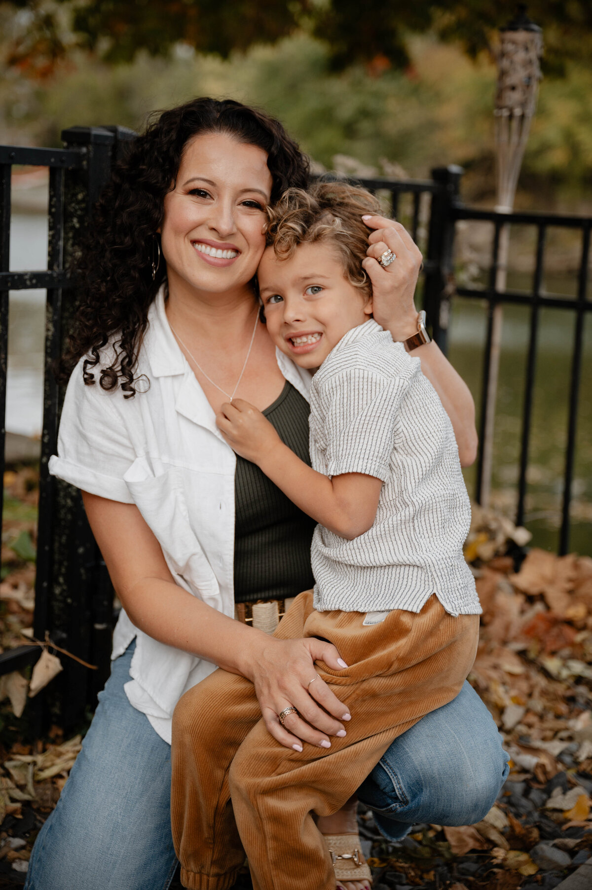 Taylor Elizabeth Photography Weddings and Lifetyle Photographer in Indiana Families Photo 17