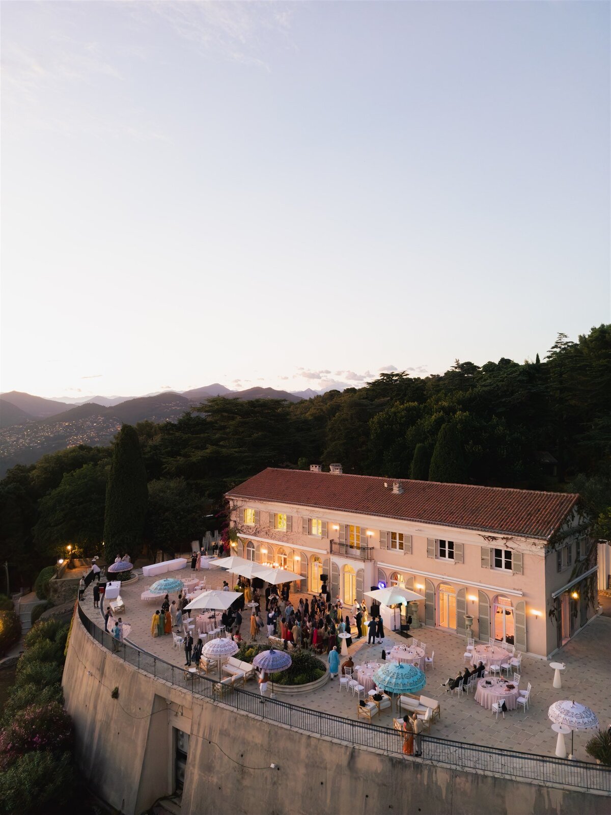 0047_A&C_Wed_0200064