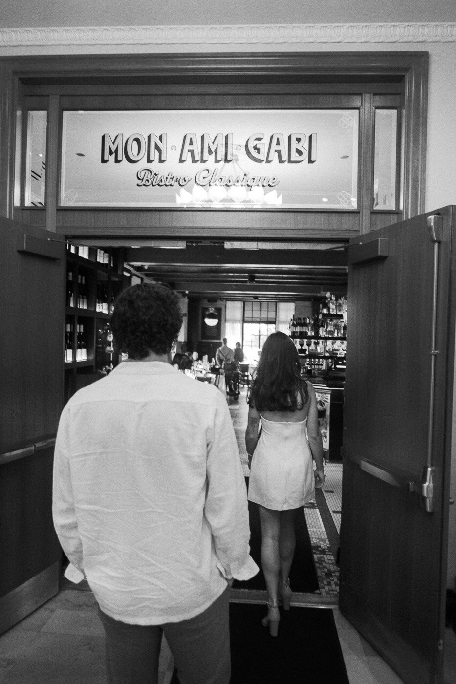Downtown Chicago Engagement Photos-52