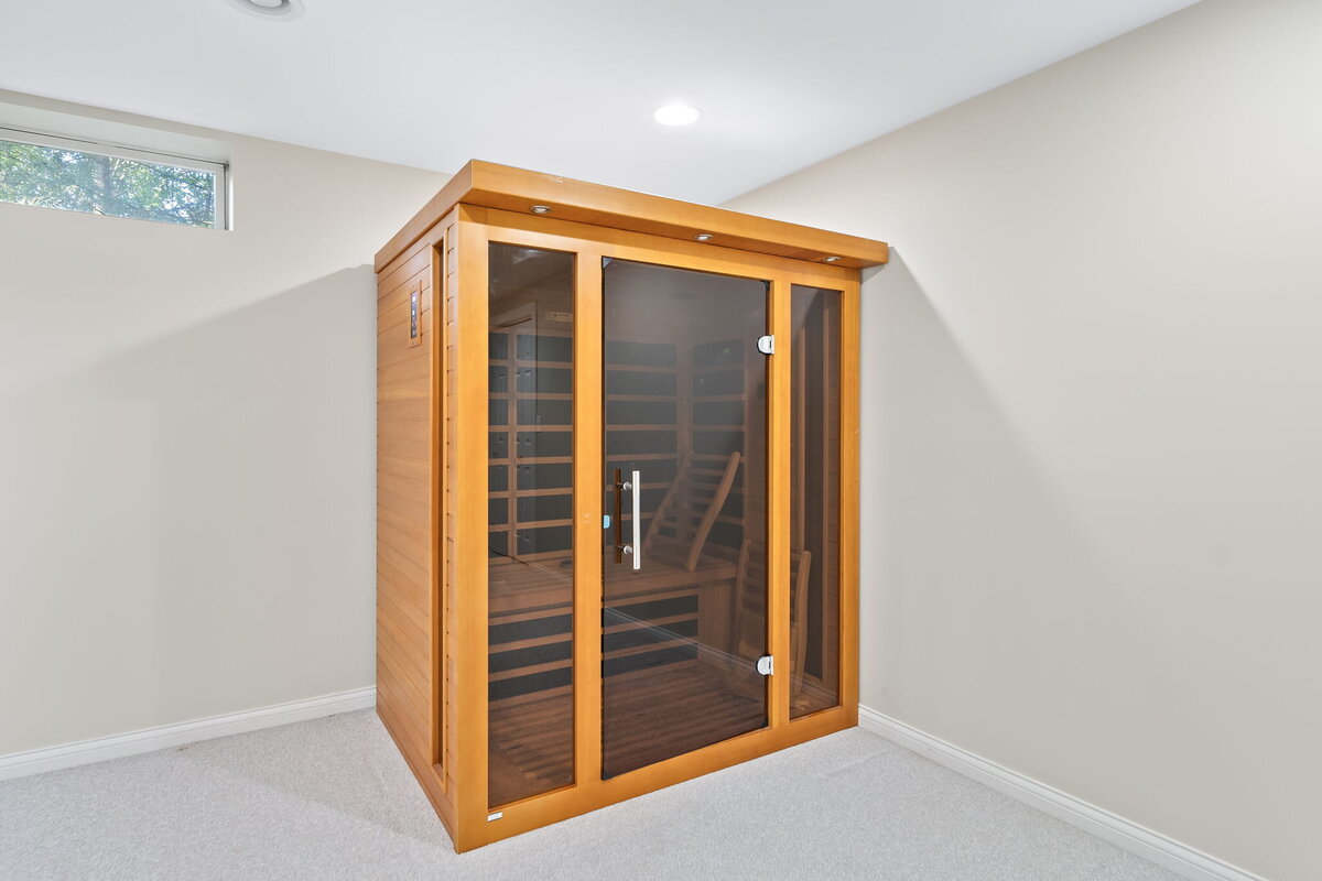 83-web-or-mls-A7407553