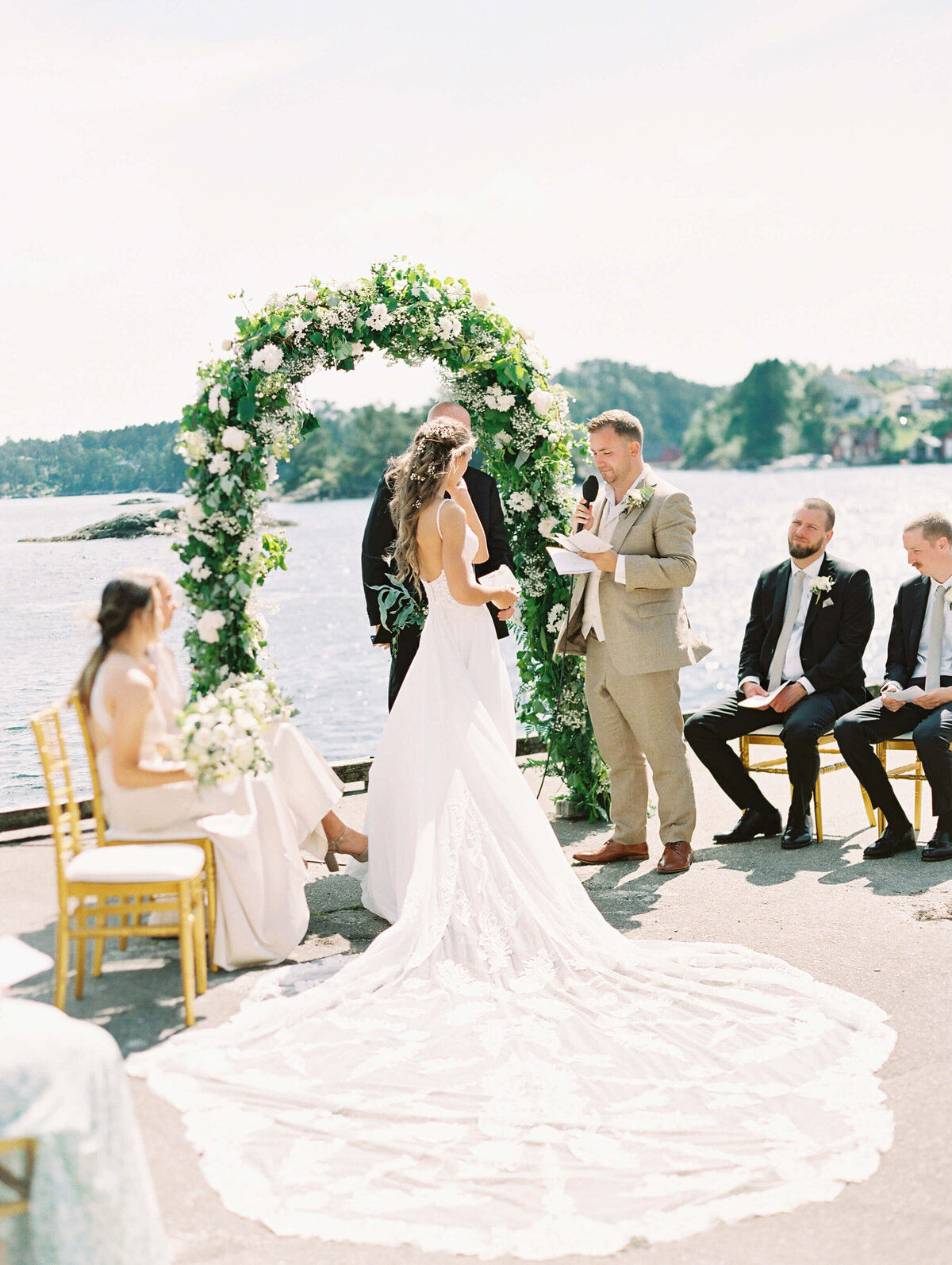 Lisa-Leanne-Photography_Bergen-Norway-Wedding_International-Wedding-Photographer_Destination-Wedding-Photographer_35