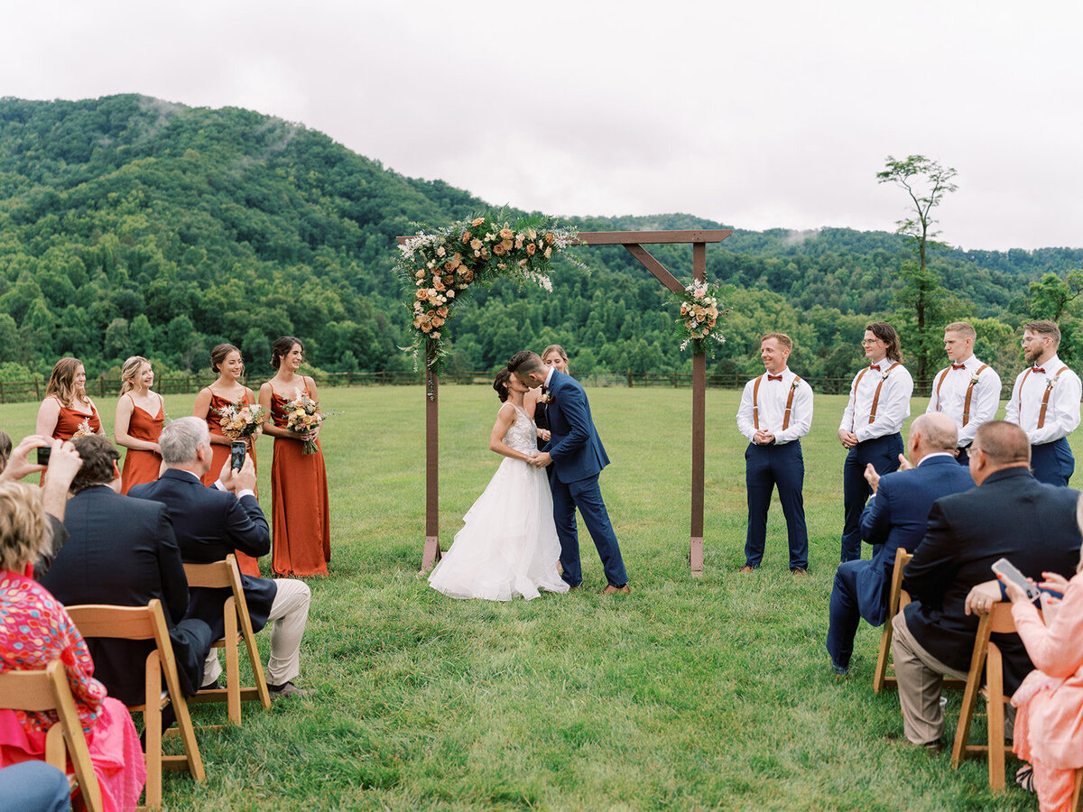 claxton-farm-asheville-wedding-photographer-32