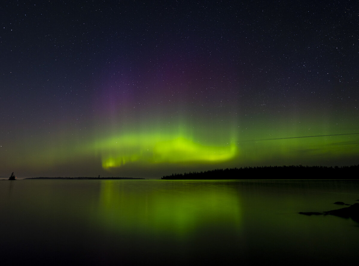 Isle Royale National Park Northern Lights in Michigan Lake Superior Aurora Hunting_BY Stephanie Vermillion