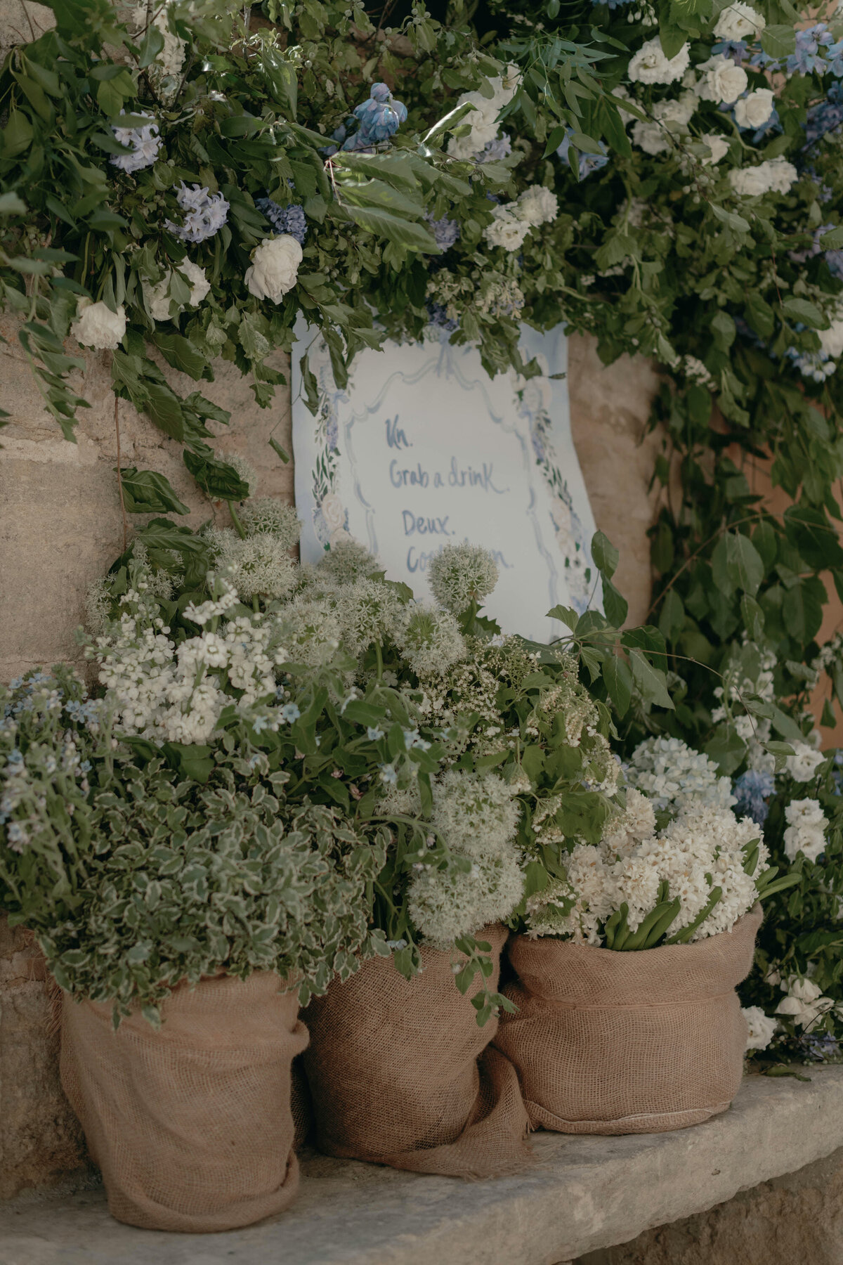 Wedding-Bastide-de-Gordes-Provence-florist23