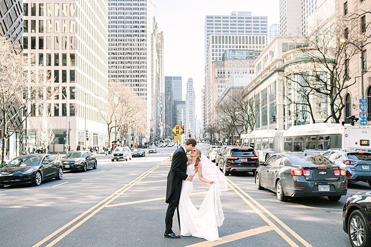 Warwick-hotel-Allerton-Chicago-wedding-photographer_0020