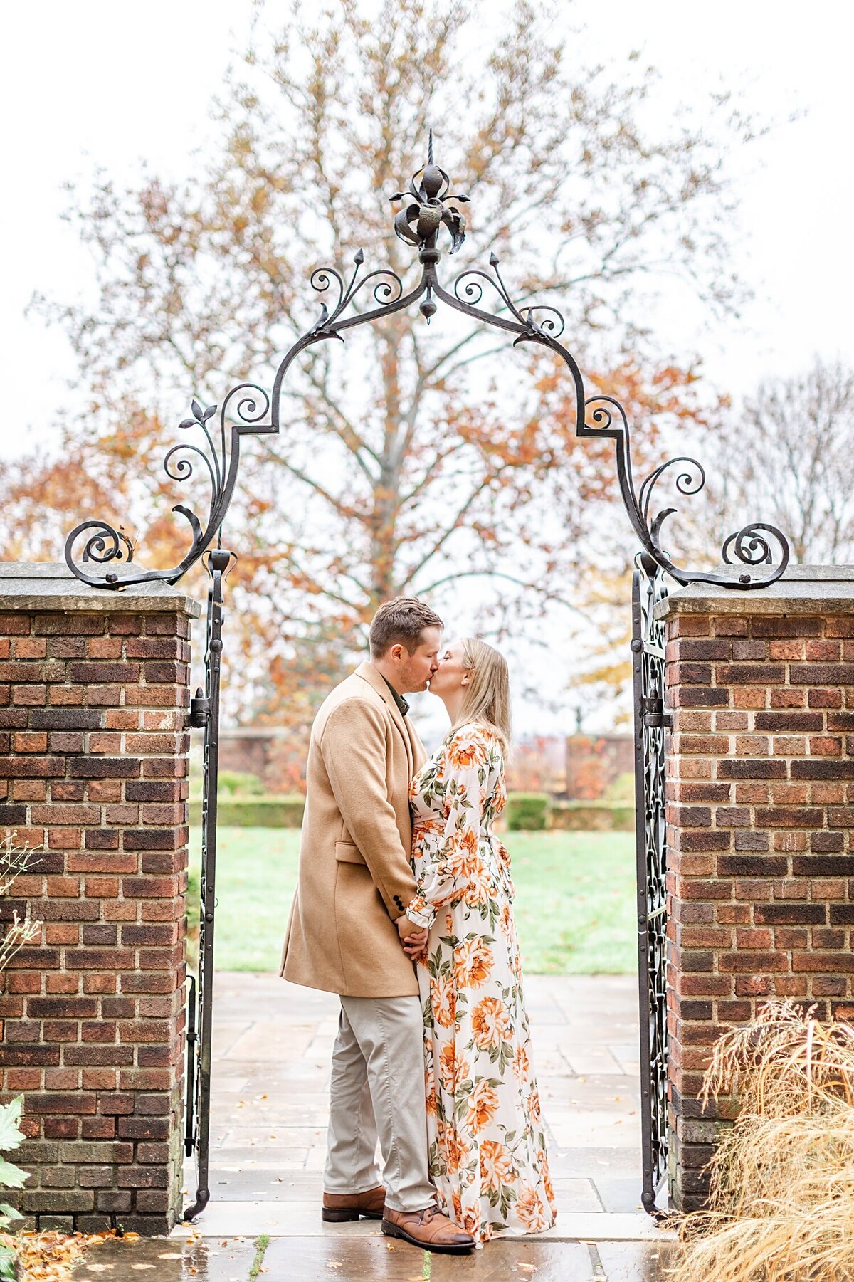 Pittsburgh-Mellon-Park-Fall-Engagement_0031