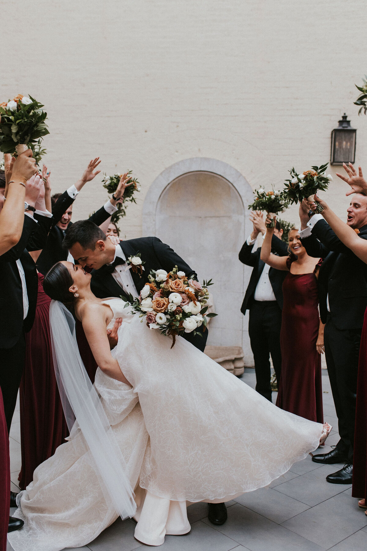 WELLING-FLORES.Wedding.EngineersClub-brdlprty-32