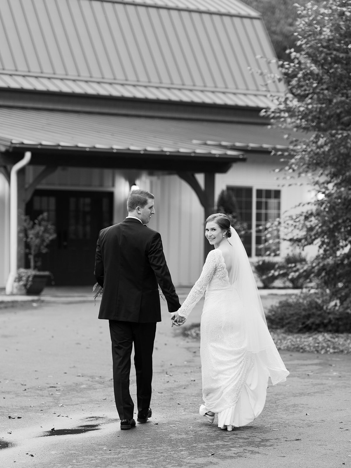 EliseandNick-Married!!!_HusbandandWifePortraits_0853