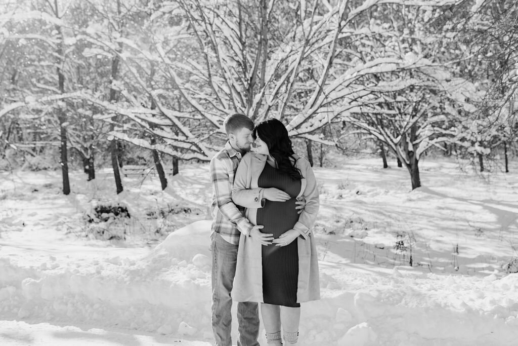 christina_ney_photography_wedding_engagement_lifestyle_photographer_dubuque_iowa_wedding_planning_assistance_adventurous_bold_laidback Family Photography45