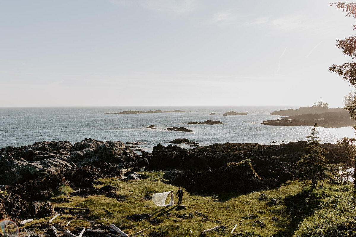 tofino-elopement-miranda-anderson-photography-92_websize