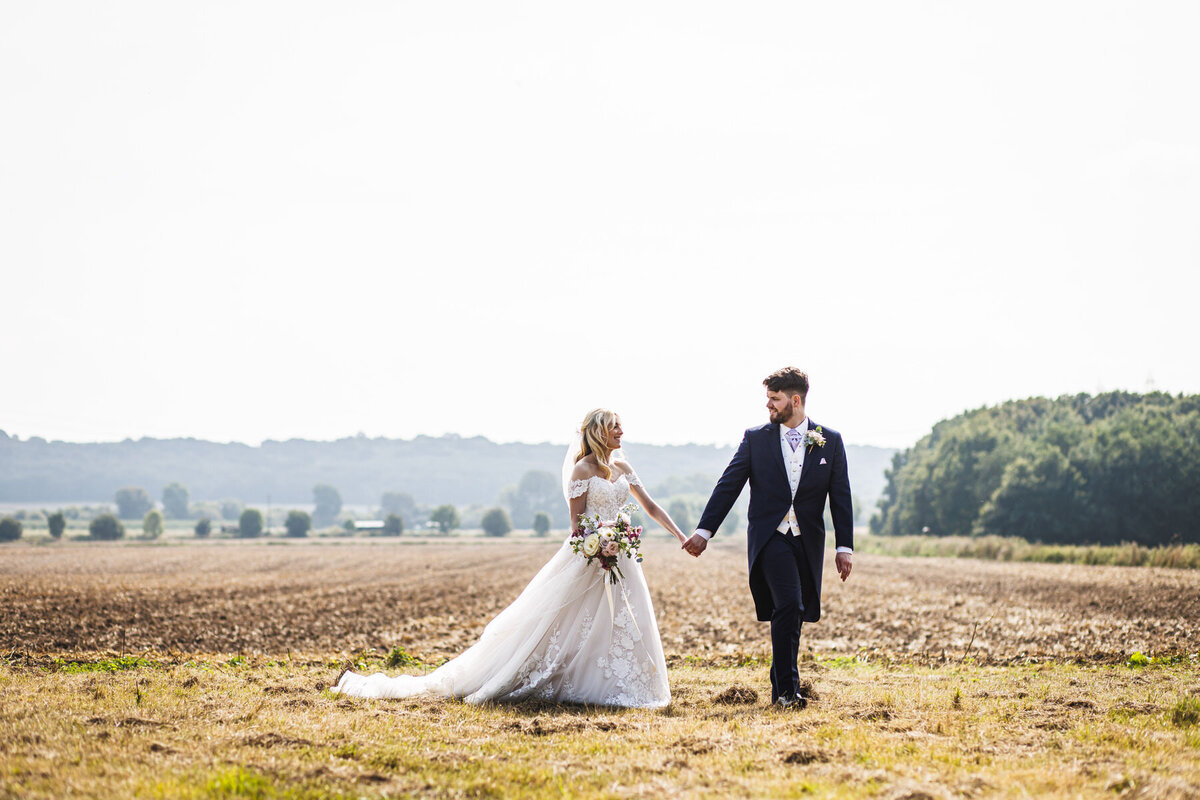 Natural Wedding Photographer Kent_cplavery ABBY TOBY WEDD col-613-1