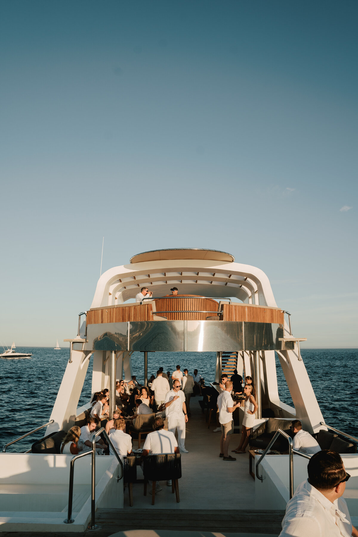 MeganandWill_05SunsetSail-204