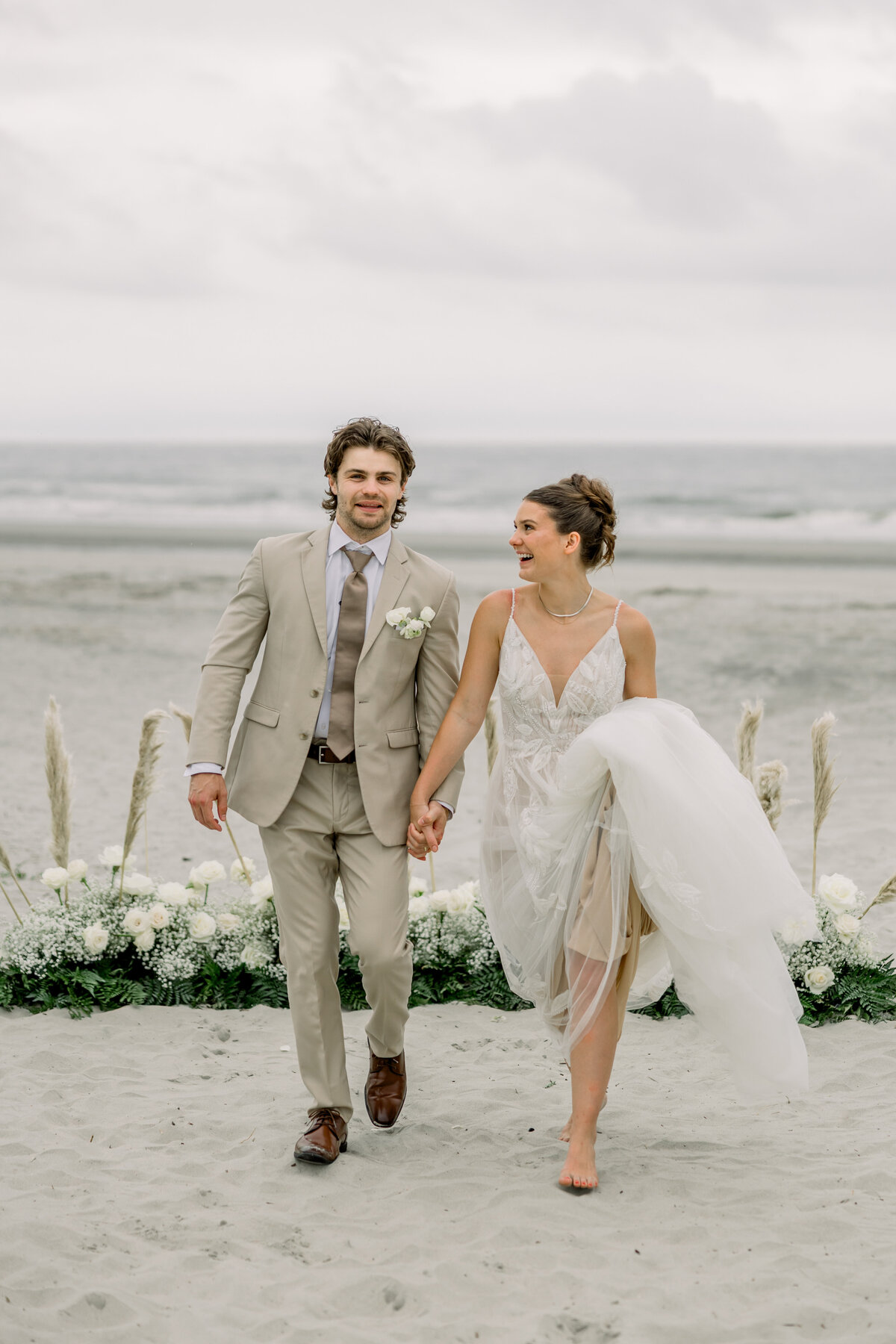 05.29.2025-Charleston-Beach-Elopement-Photos-by-Elizabeth-Ladean-Photography-0068