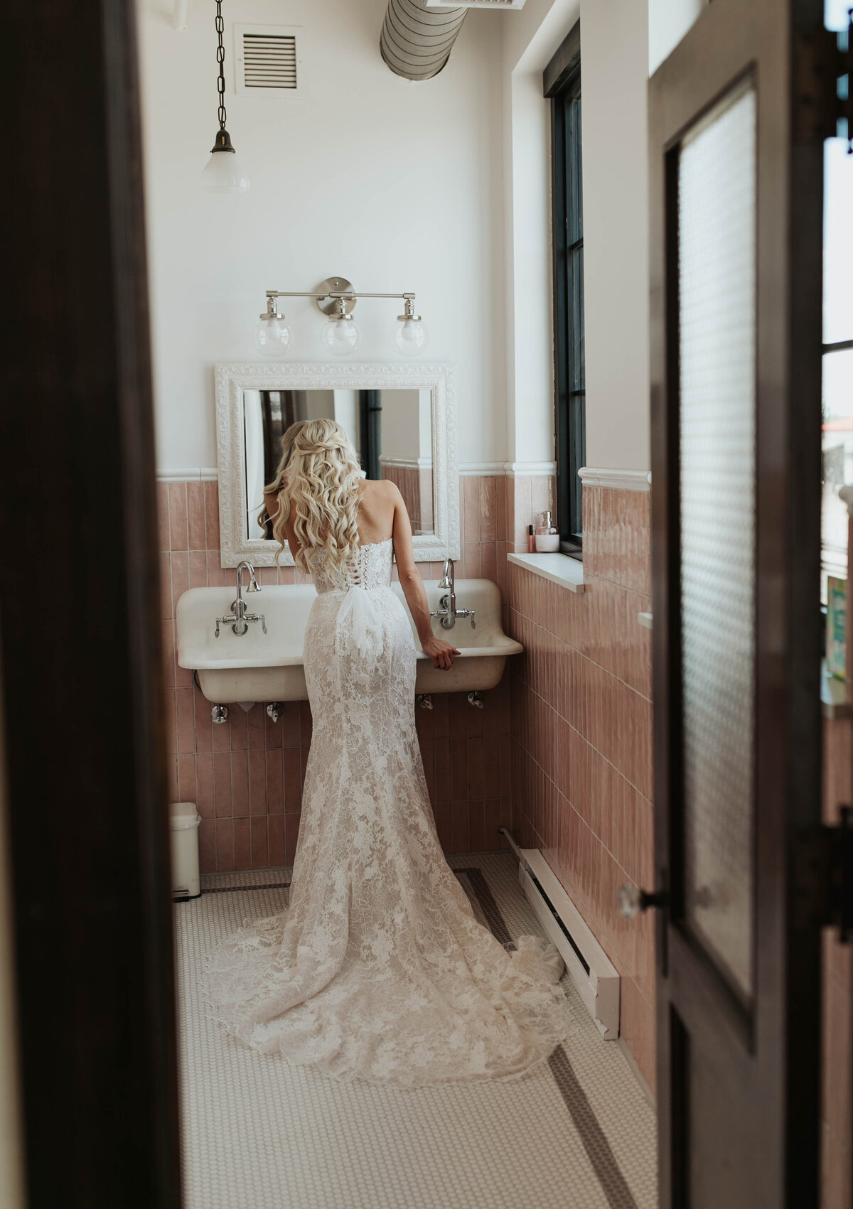 Jeremiah+Taylor_gettingready_HeatherJoyPhotography_155